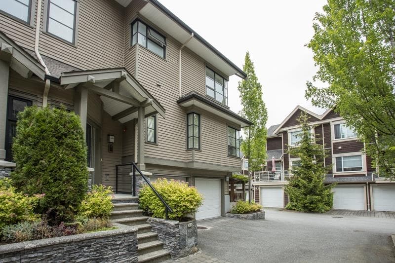 10 - 3150 Sunnyhurst Road, North Vancouver, V7K 2G3 — photo 2