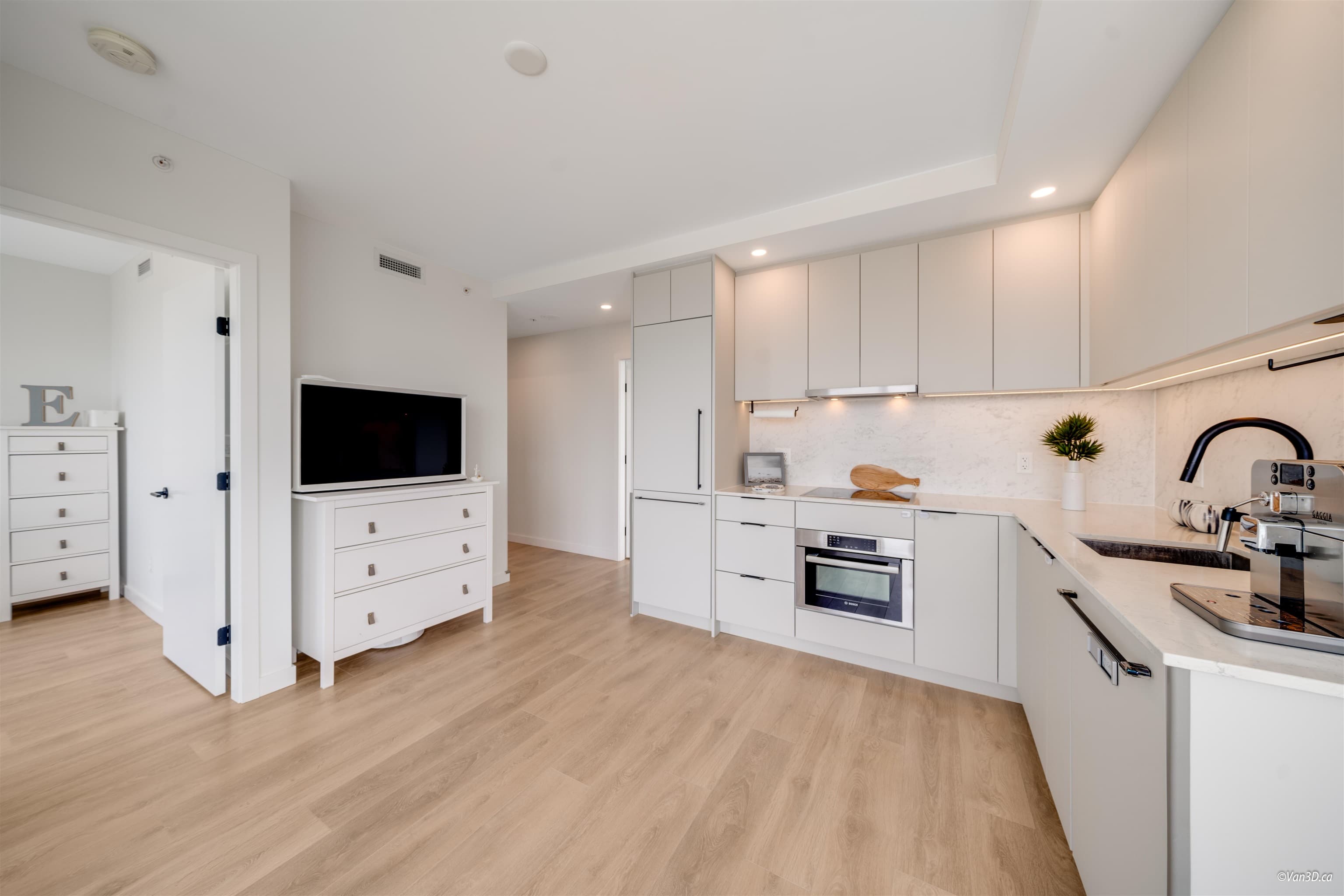 2211 - 13685 102 Avenue, Surrey, V3T 0S2 — photo 3