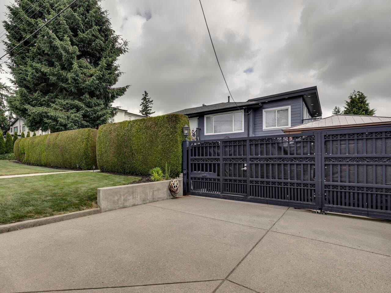 491 Midvale Street, Coquitlam, V3K 5H7 — photo 4