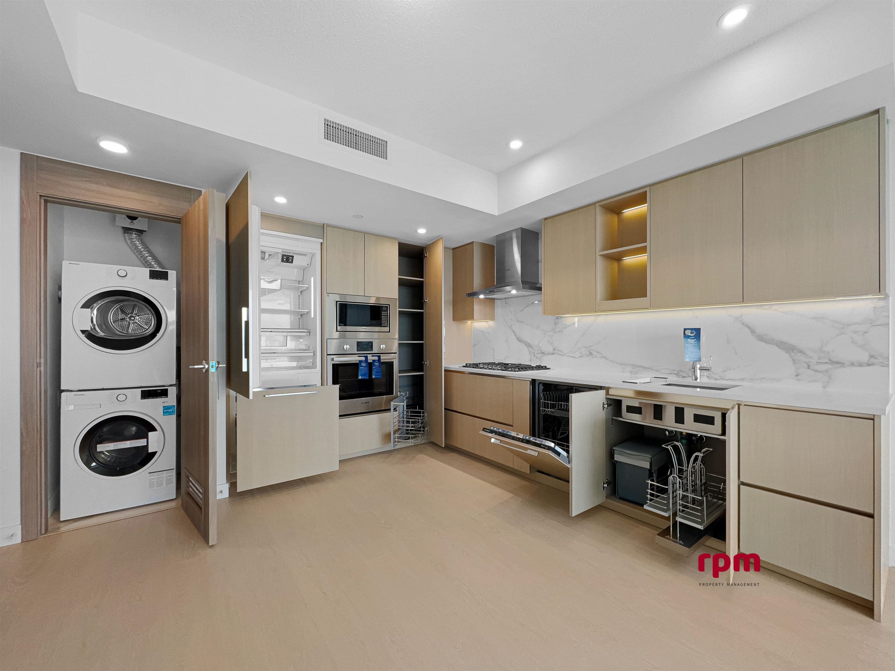 1810 - 13778 100 Avenue, Surrey, V3T 0V3 — photo 2