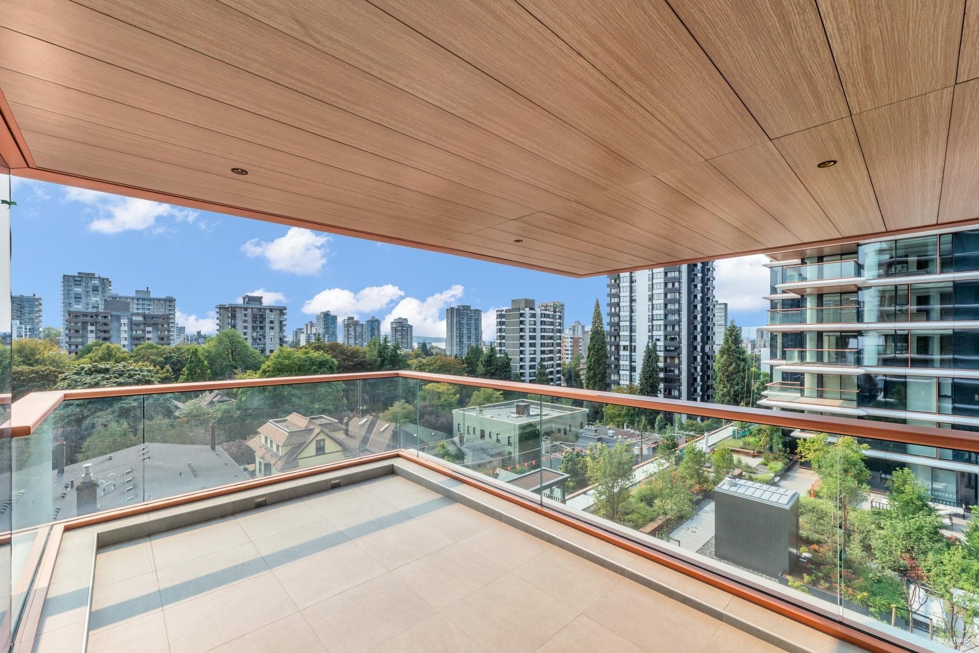 1002 - 1408 Robson Street, Vancouver, V6Z 3A9 — photo 3