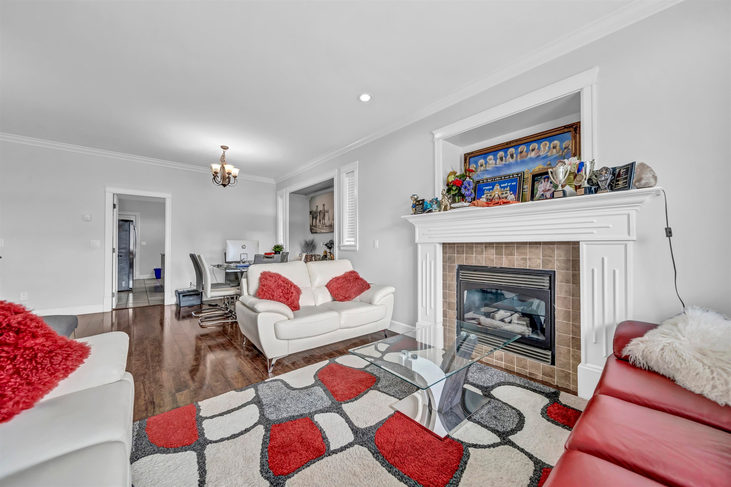 12101 84 Avenue, Surrey, V3W 3G4 — photo 5