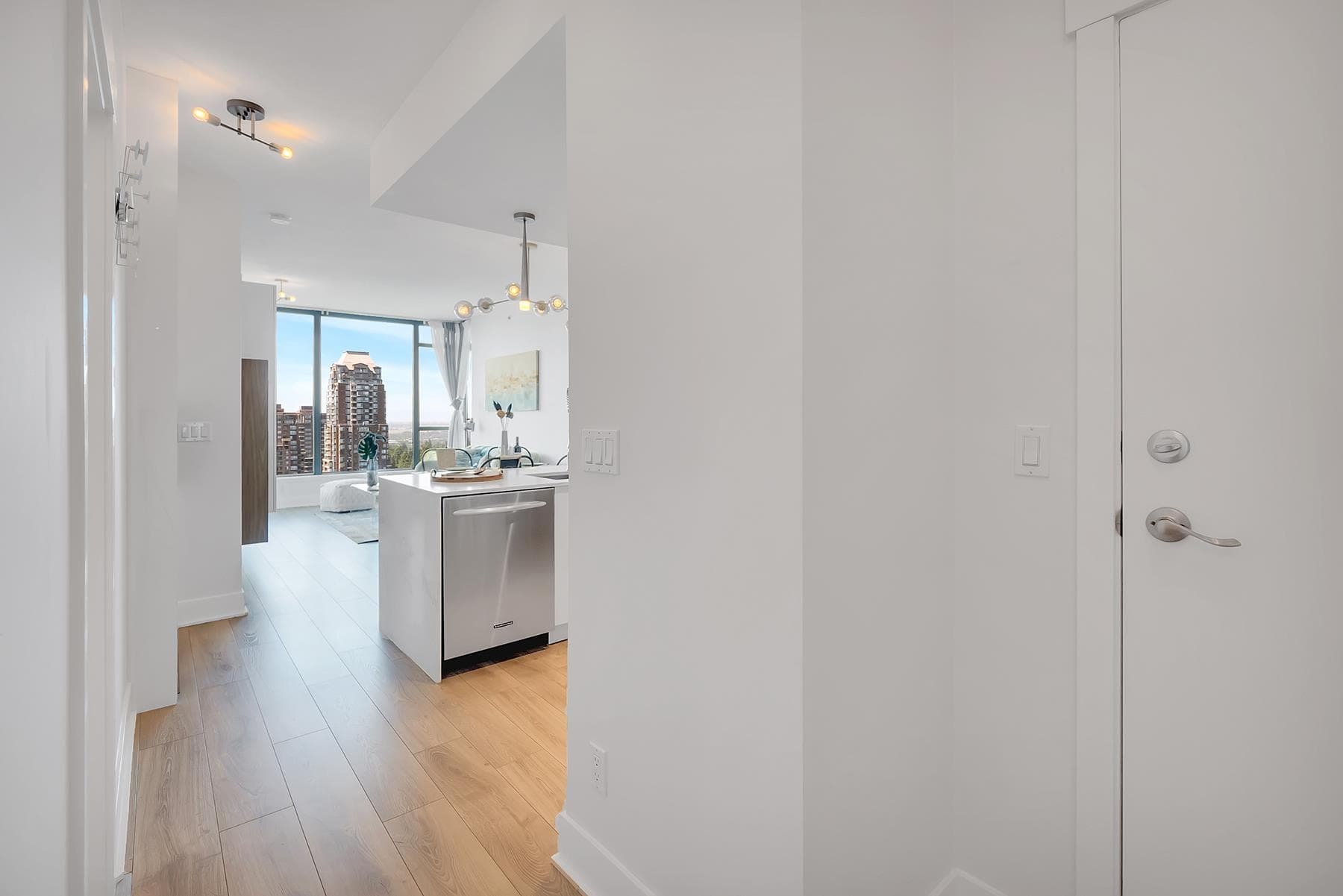 2601 - 7088 18th Avenue, Burnaby, V3N 0A2 — photo 2