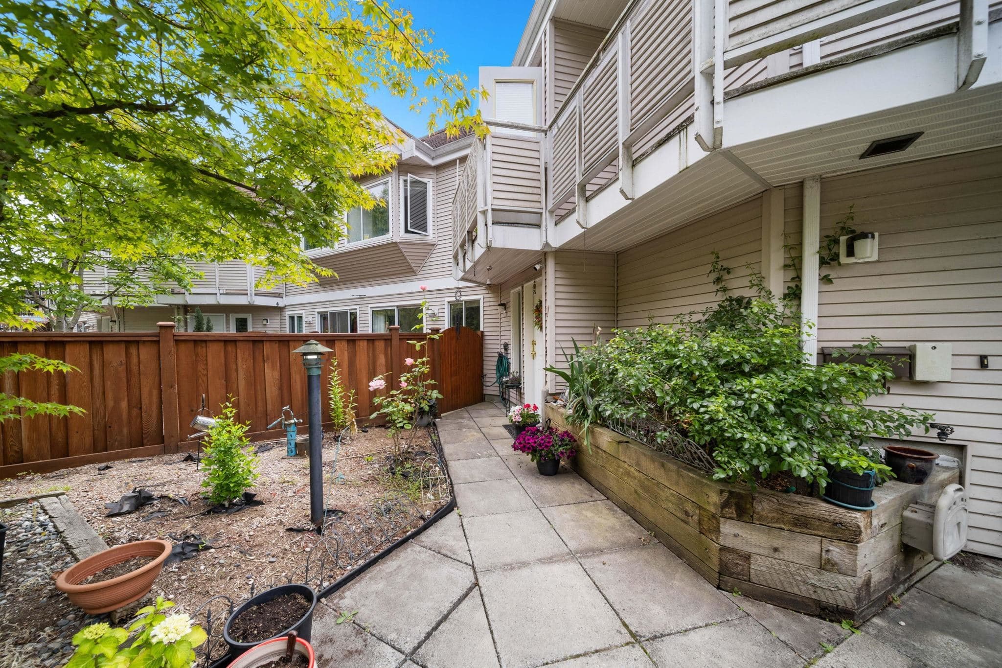 7 - 7901 13th Avenue, Burnaby, V3N 2E8 — photo 3