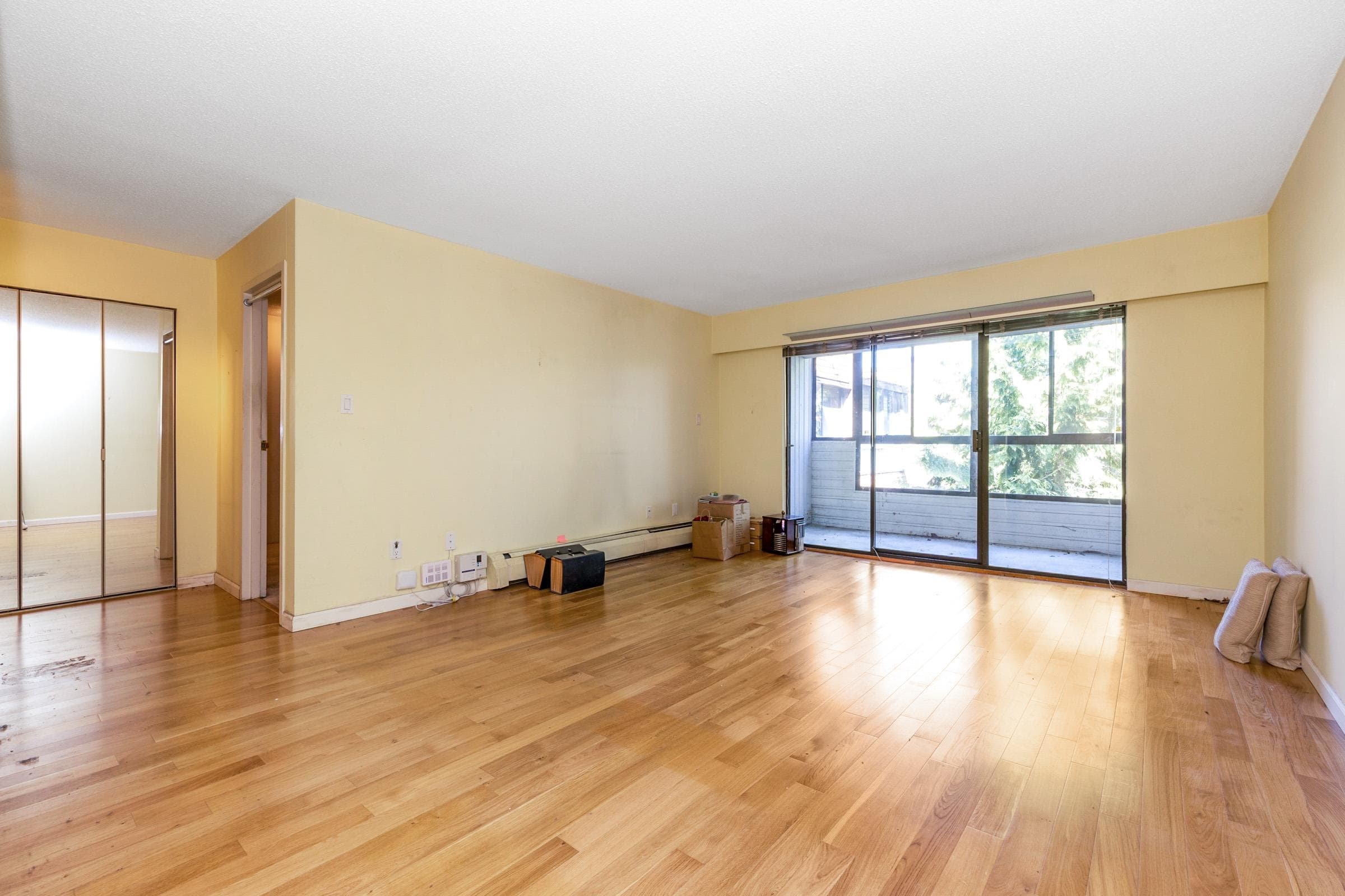 410 - 1435 Nelson Street, Vancouver, V6G 2Z3 — photo 4