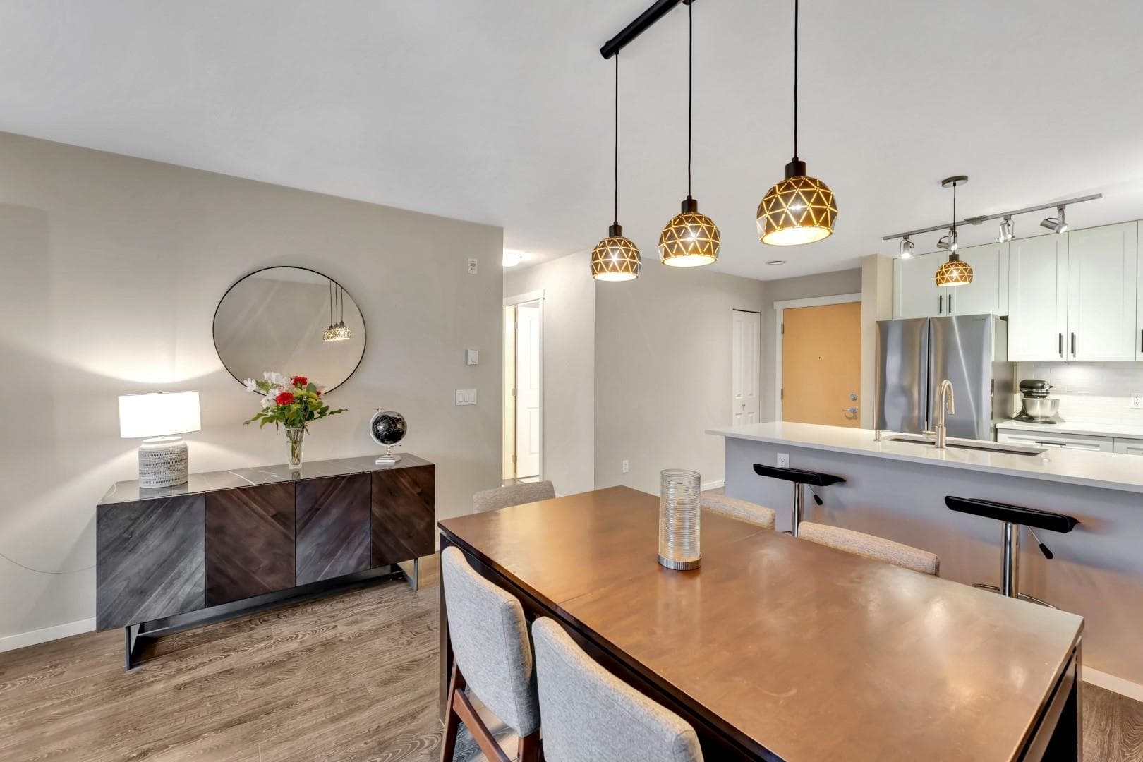 302 - 300 Klahanie Drive, Port Moody, V3H 5K8 — photo 4