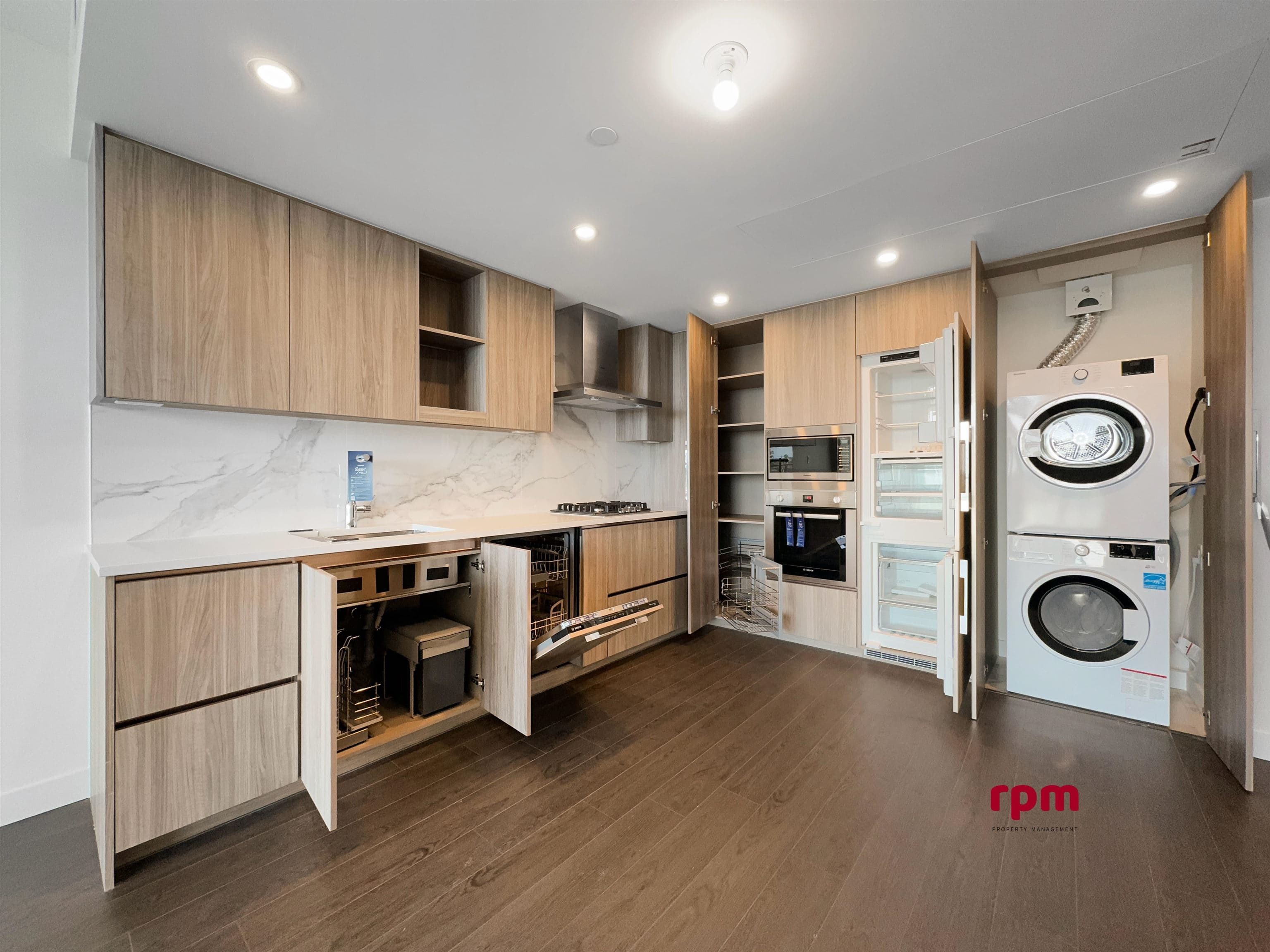 1105 - 13778 100 Avenue, Surrey, V3T 0V3 — photo 2