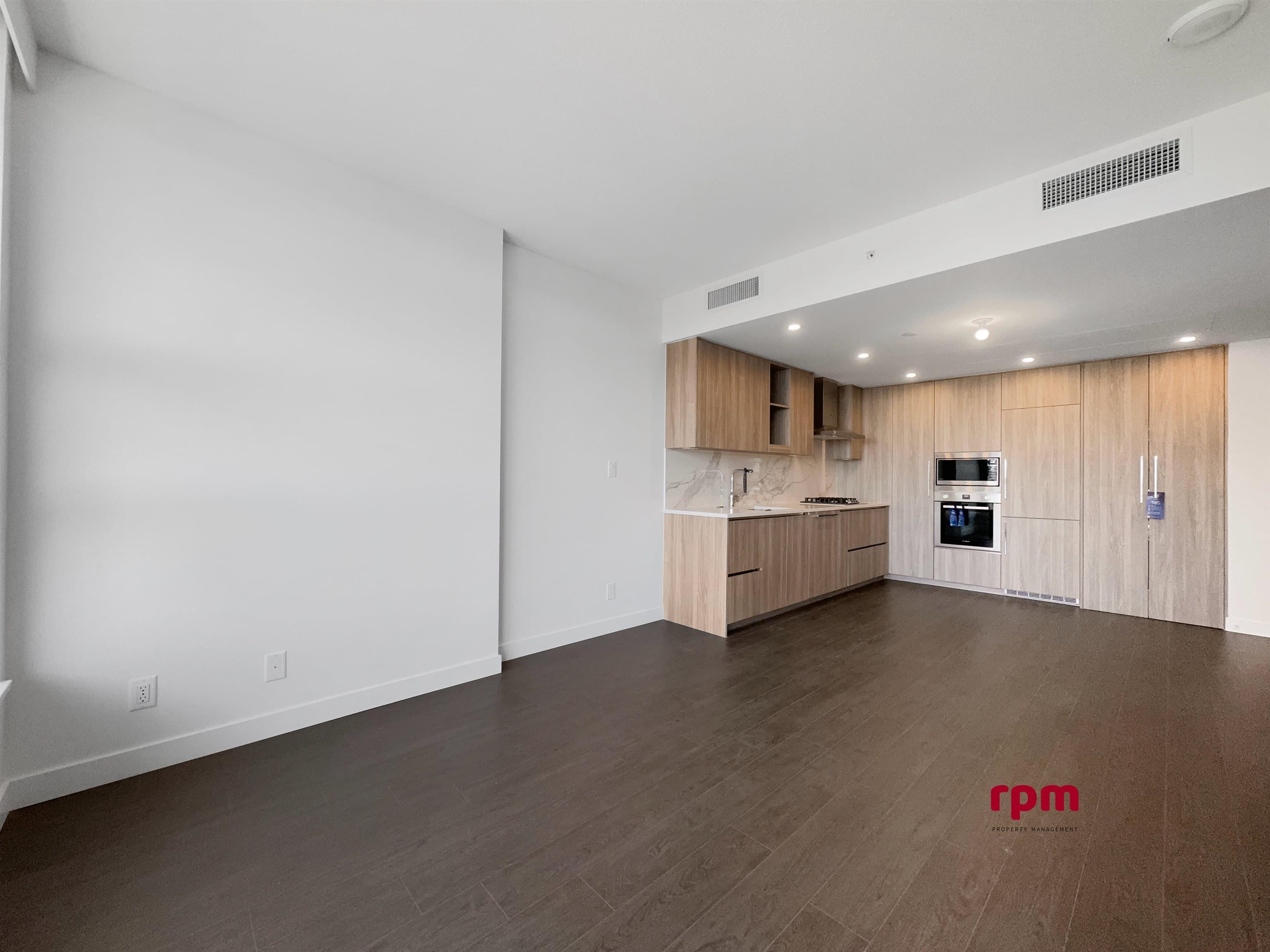 1105 - 13778 100 Avenue, Surrey, V3T 0V3 — photo 4