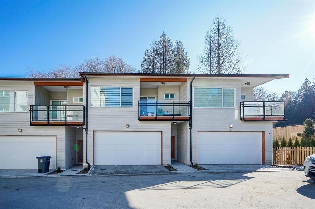 17 - 5960 142 Street, Surrey