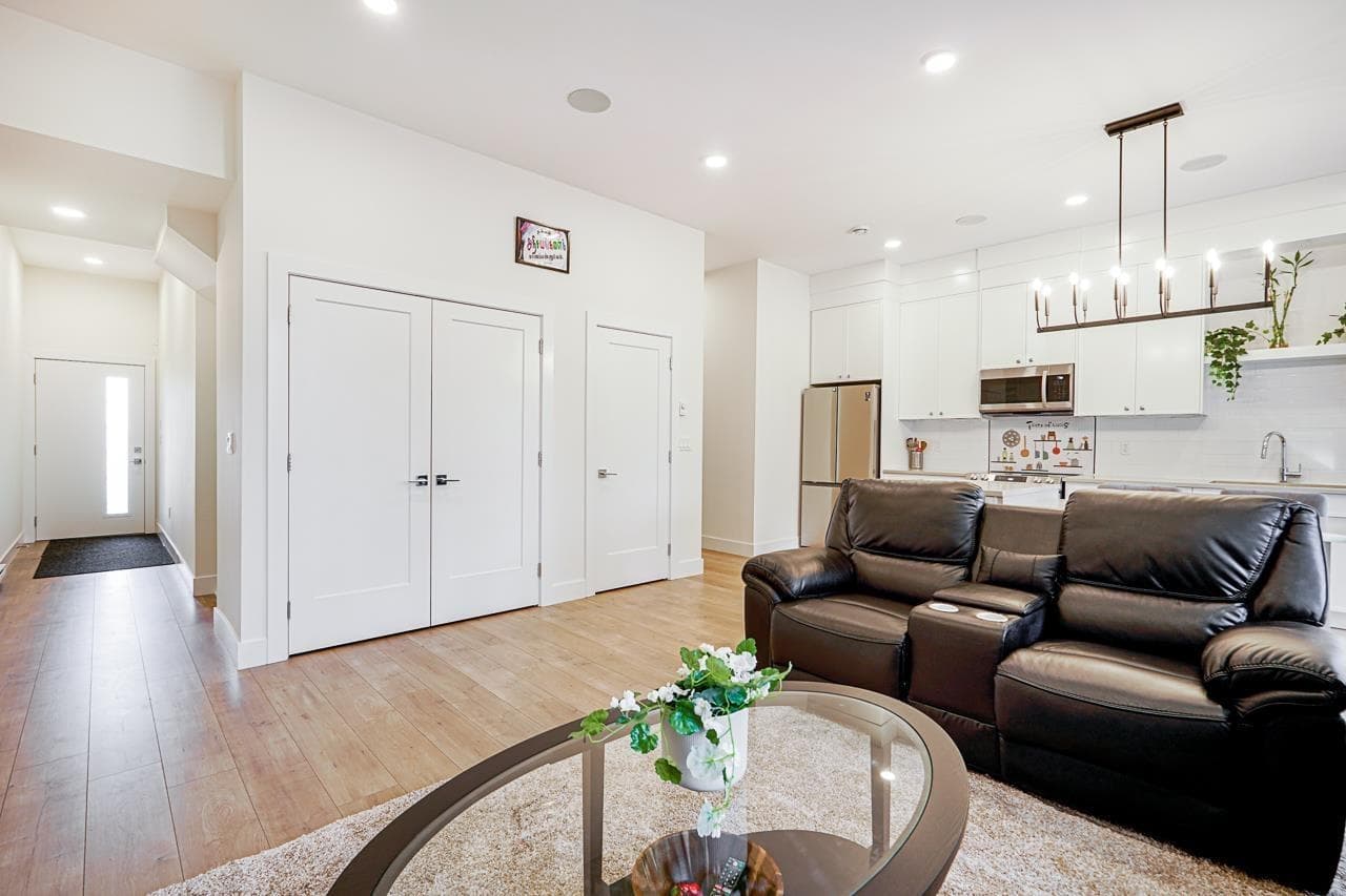 17 - 5960 142 Street, Surrey, V3X 1C8 — photo 4
