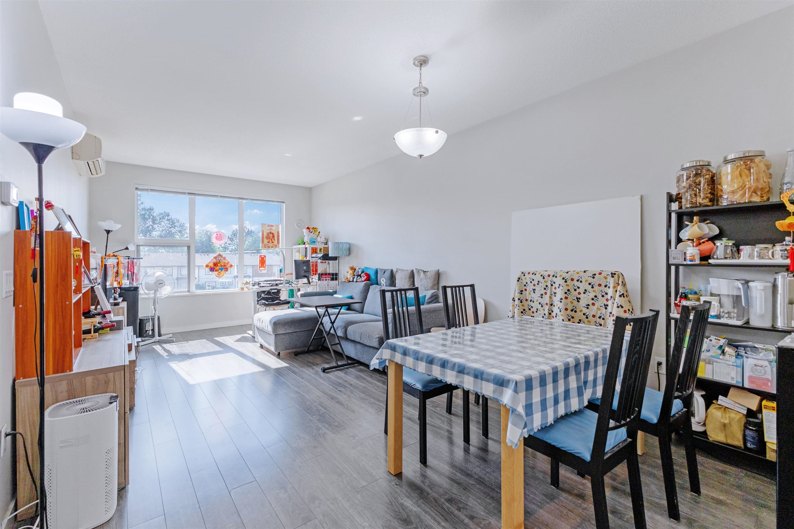 320 - 9311 Alexandra Road, Richmond, V6X 0L8 — photo 2