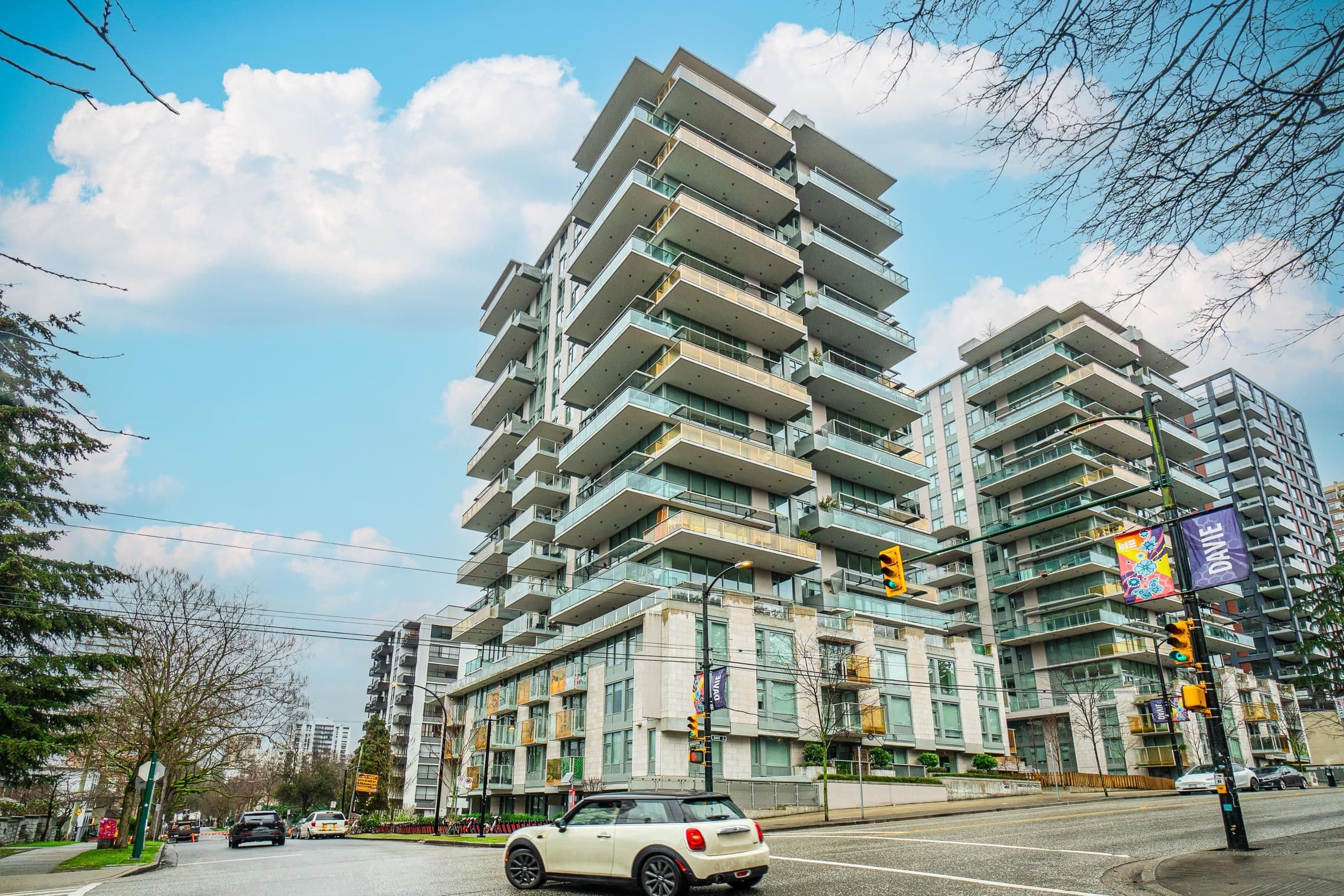 505 - 1180 Broughton Street, Vancouver, V6G 2B1 — photo 1