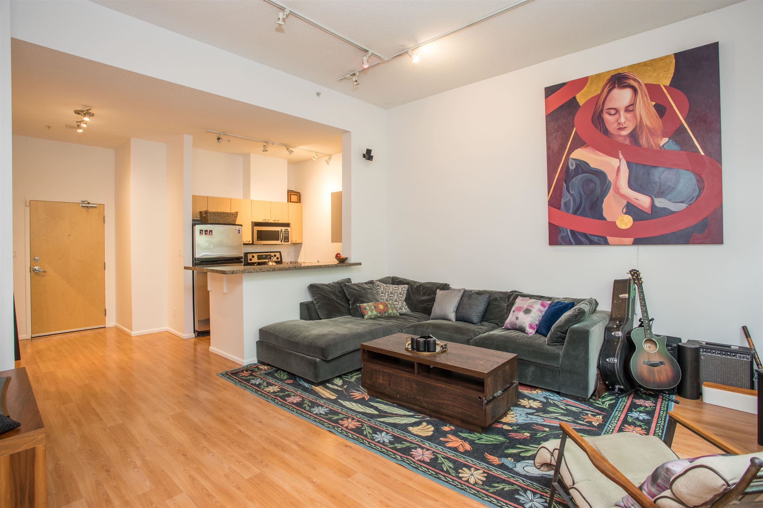 TH8 - 707 Broughton Street, Vancouver, V6G 3K5 — photo 2