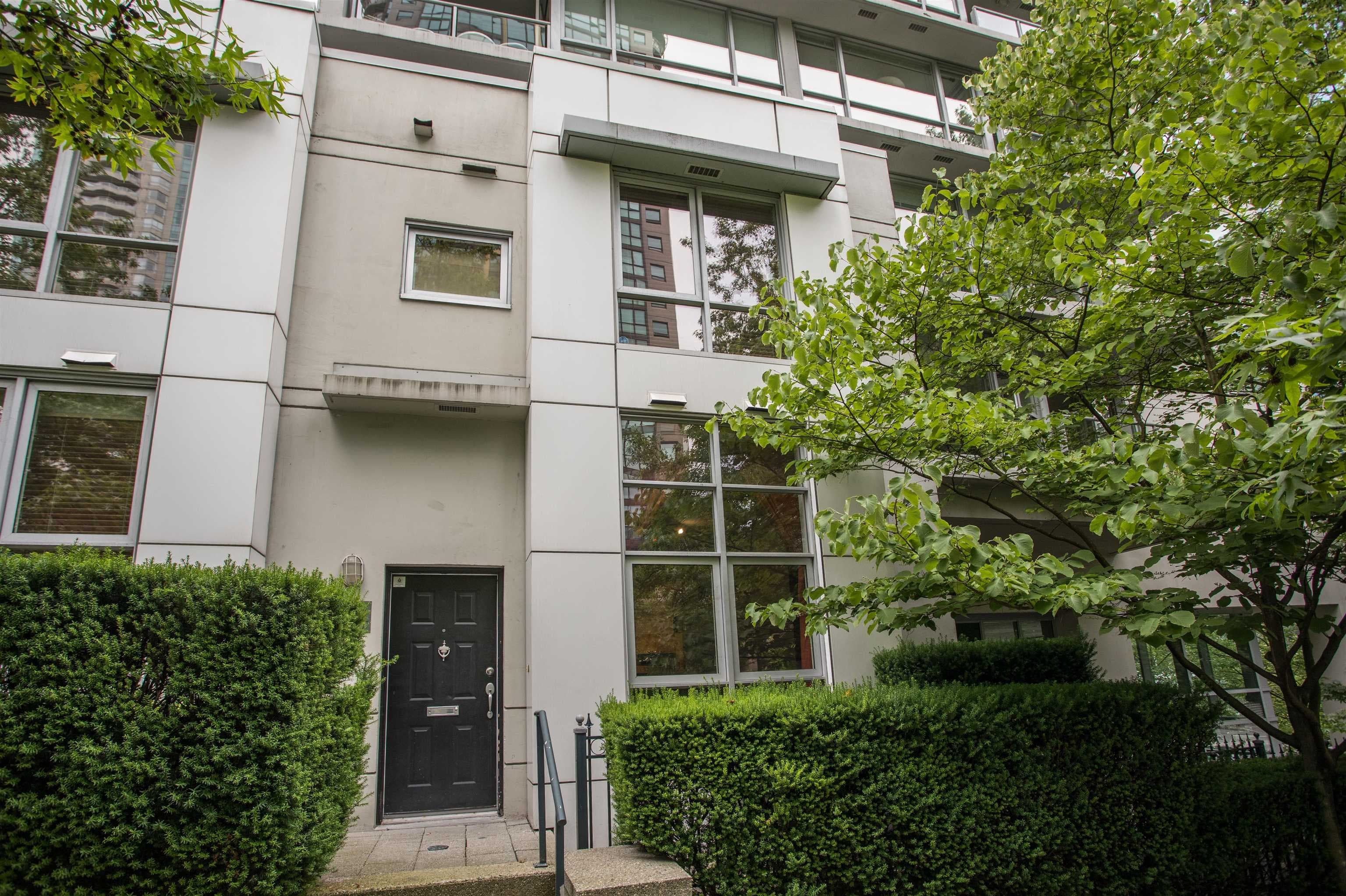 TH8 - 707 Broughton Street, Vancouver