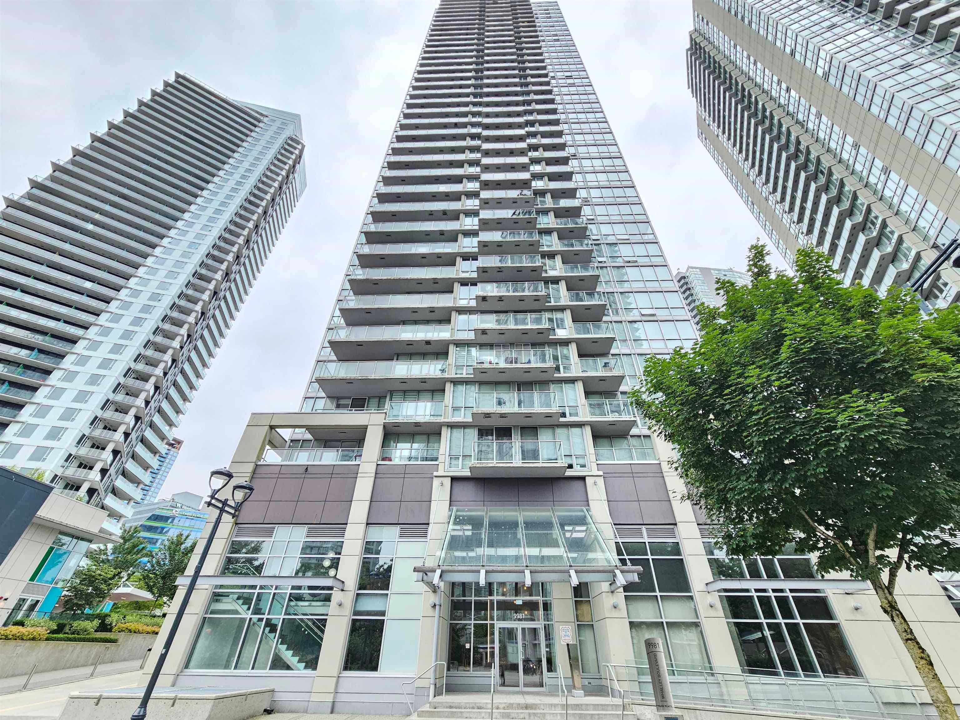 3303 - 9981 Whalley Boulevard, Surrey, V3T 0G6 — photo 1