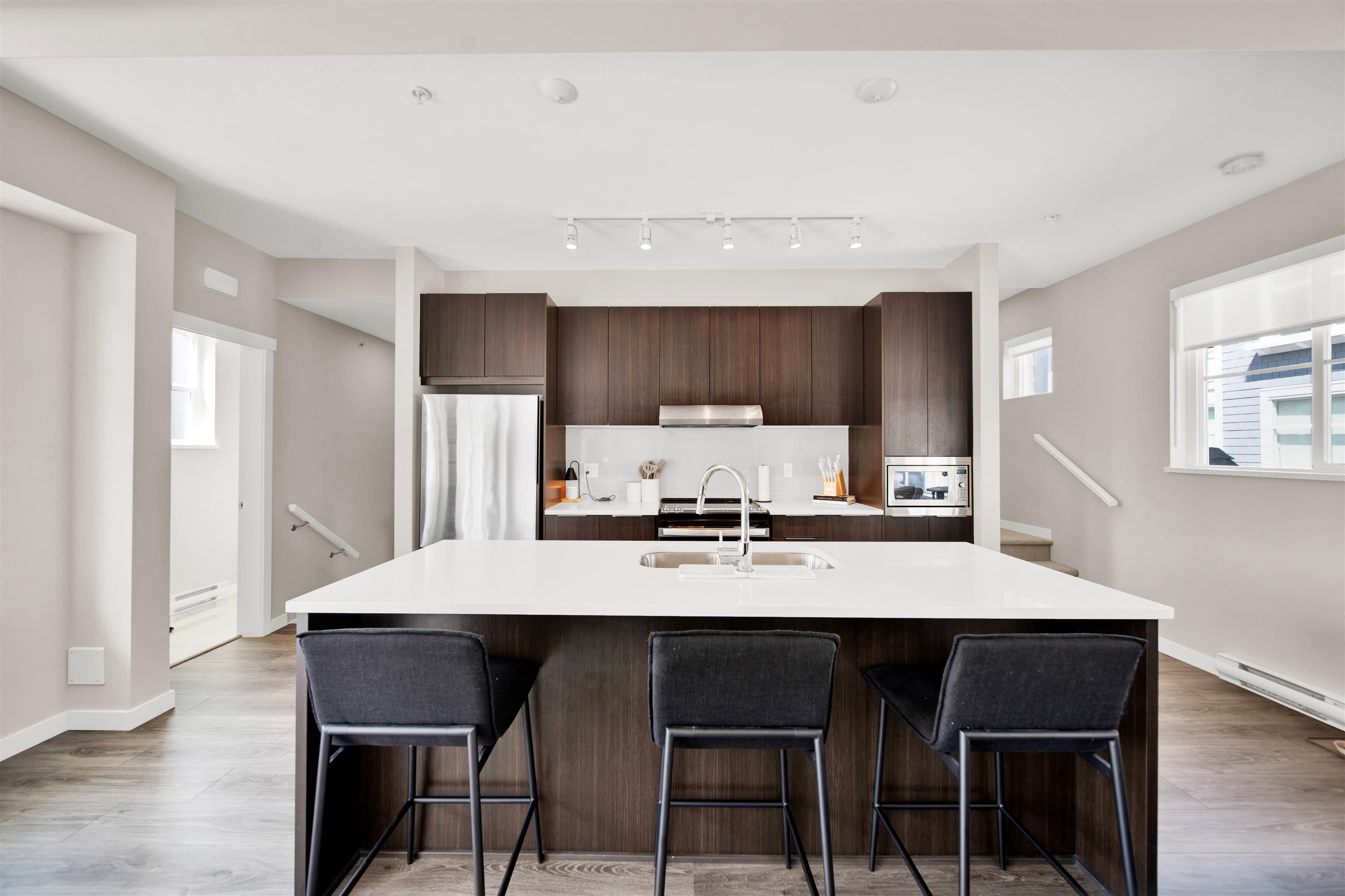 2410 - 11280 Pazarena Place, Maple Ridge, V2X 9H8 — photo 3