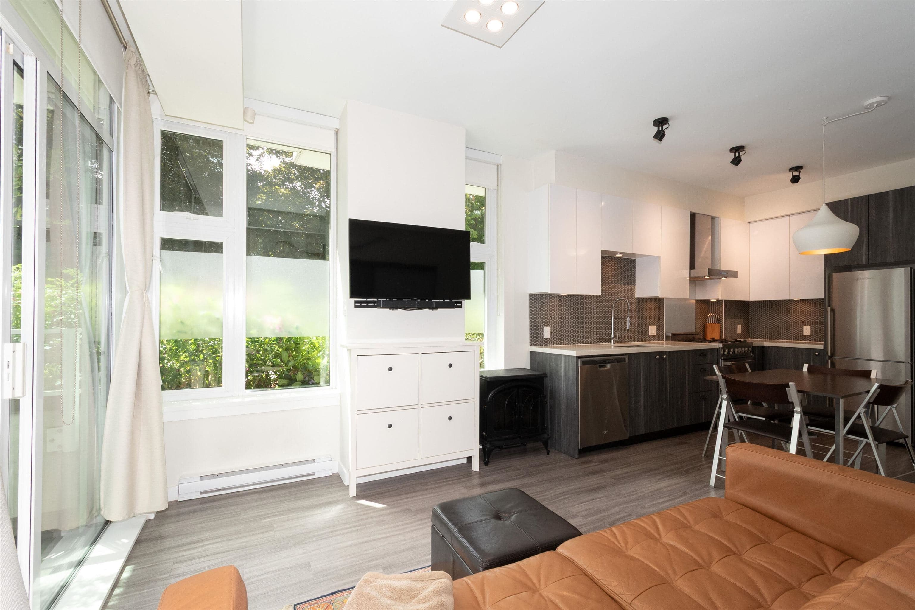 108 - 311 E 6th Avenue, Vancouver, V5T 0G9 — photo 2