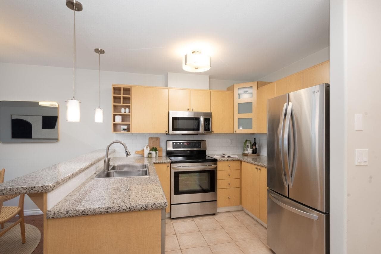 108 - 3136 St Johns Street, Port Moody, V3H 5E4 — photo 5