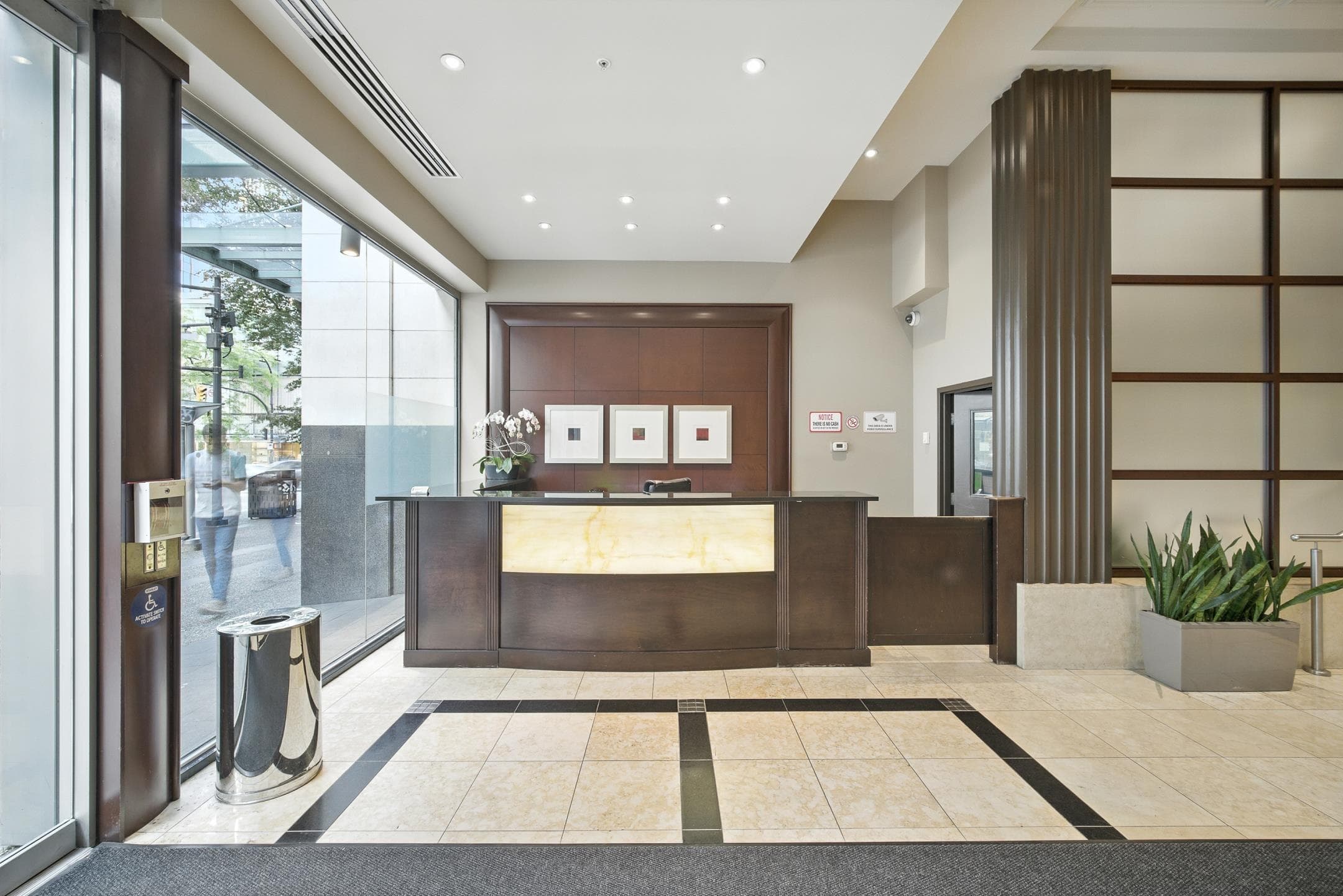 2214 - 610 Granville Street, Vancouver, V6C 3T3 — photo 2
