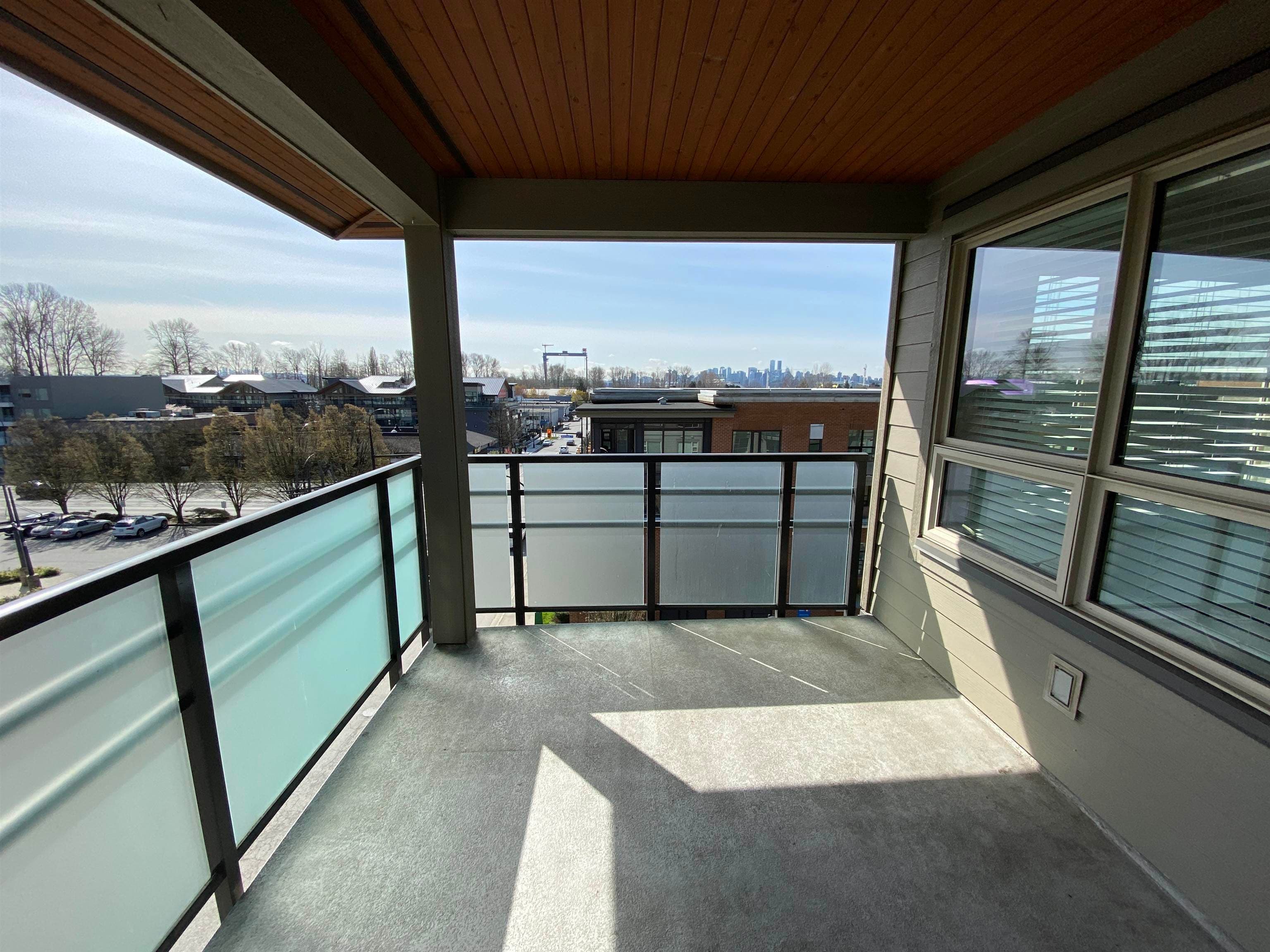 509 - 1679 Lloyd Avenue, North Vancouver, V7P 0A9 — photo 1