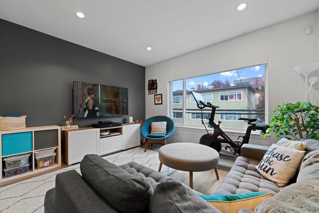 216 - 455 E 16th Avenue, Vancouver