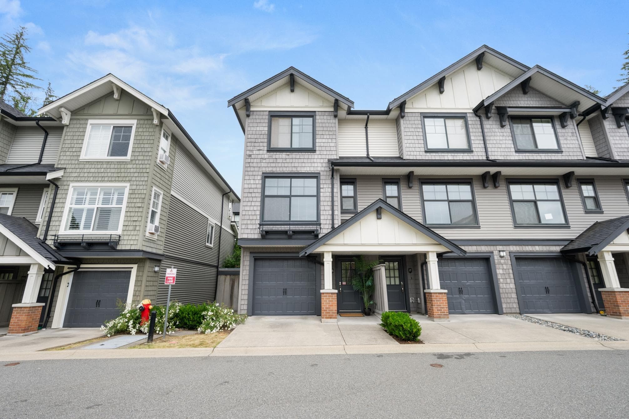 18 - 3461 Princeton Avenue, Coquitlam, V3E 0M2 — photo 1