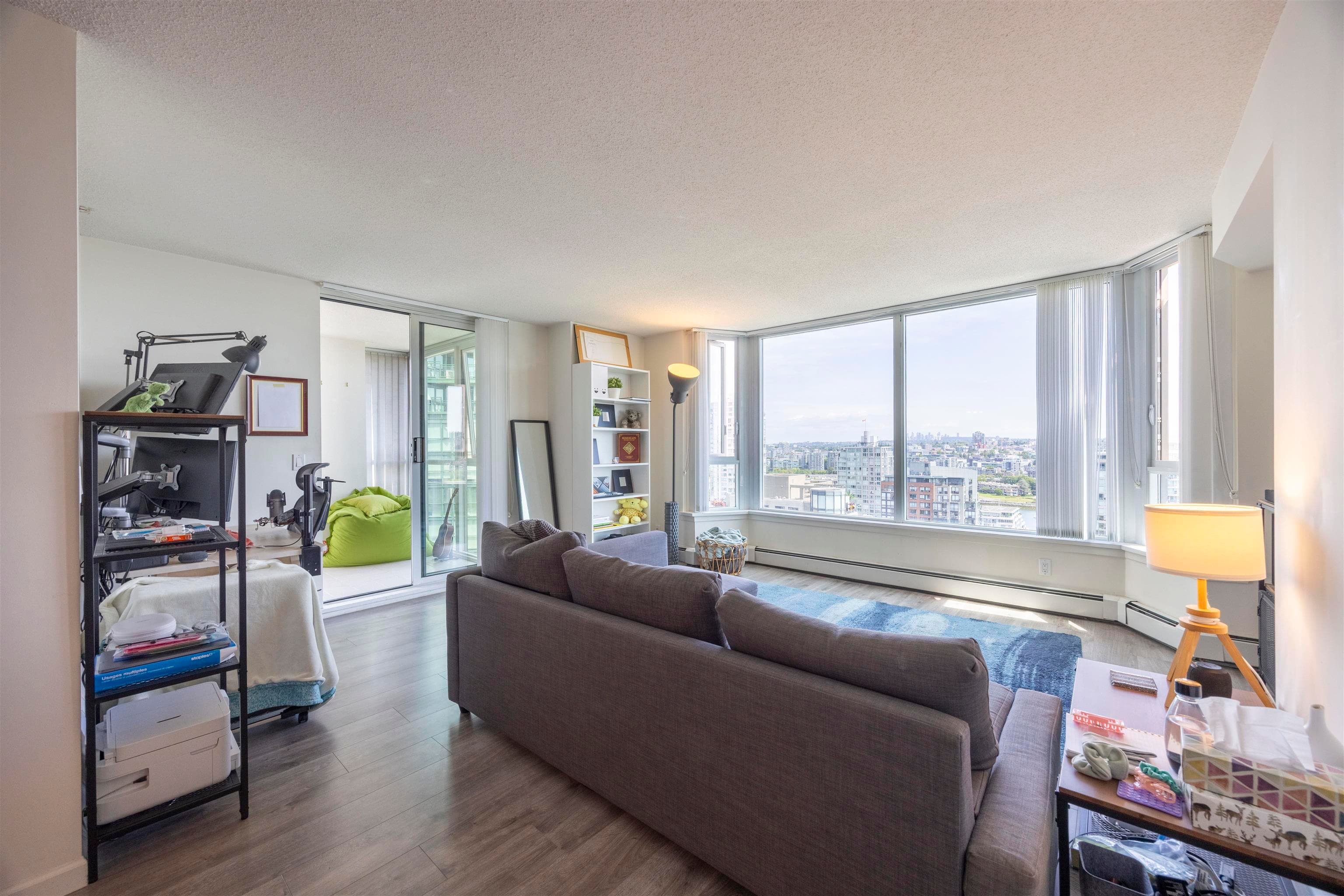 2505 - 388 Drake Street, Vancouver, V6B 6A8 — photo 4