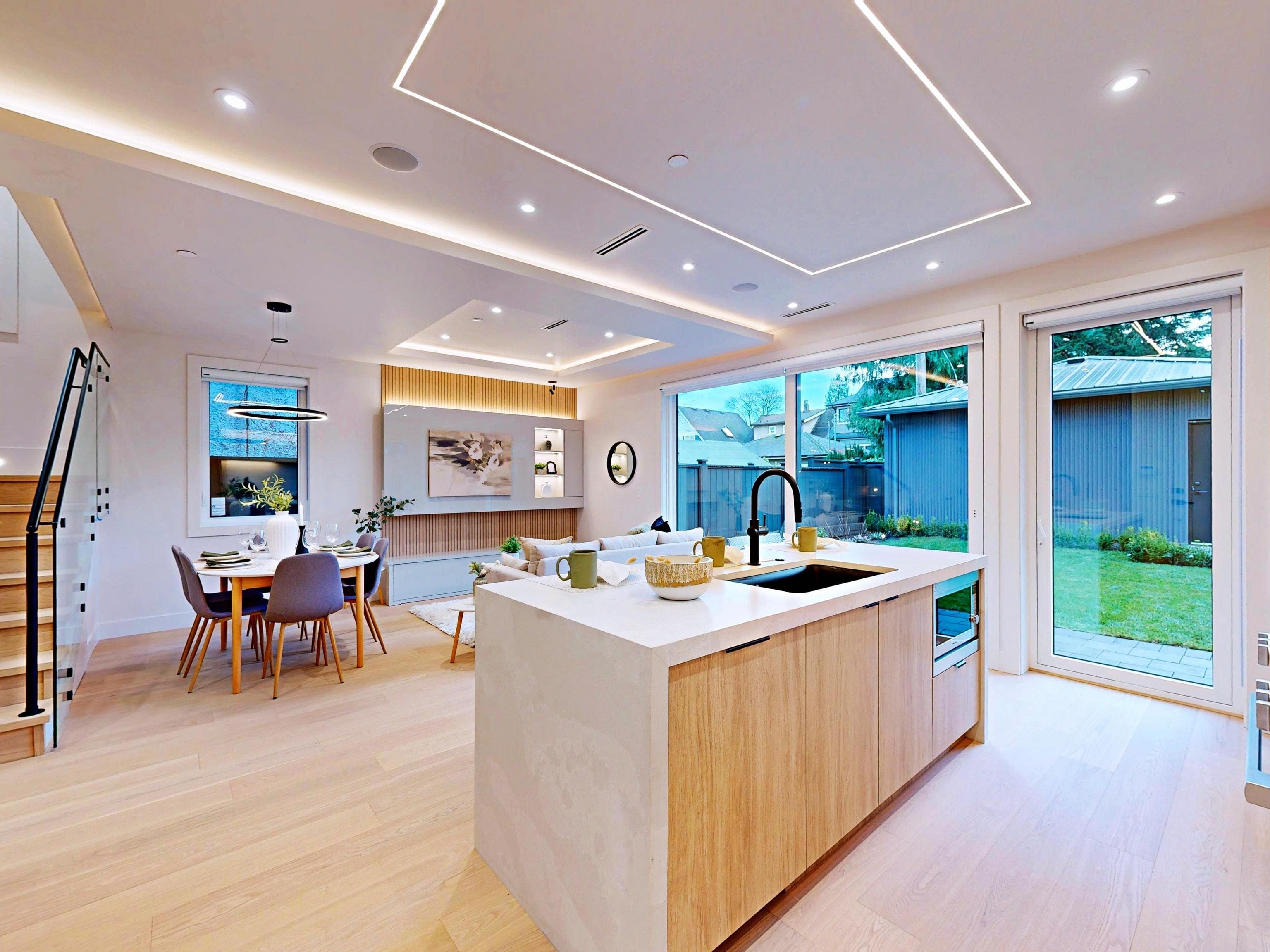 2 - 3466 W 22nd Avenue, Vancouver