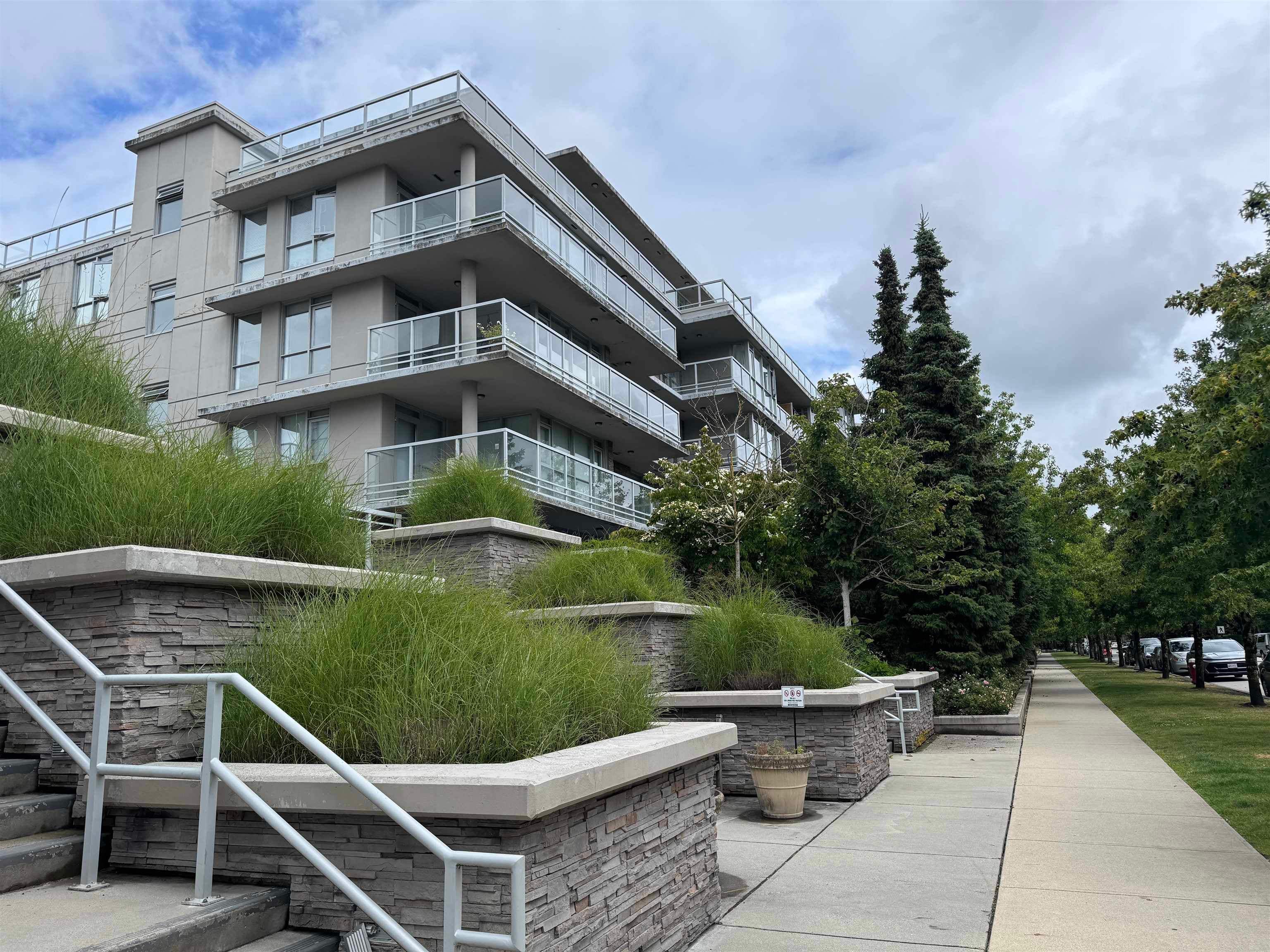 208 - 9373 Hemlock Drive, Richmond, V6Y 0A9 — photo 3