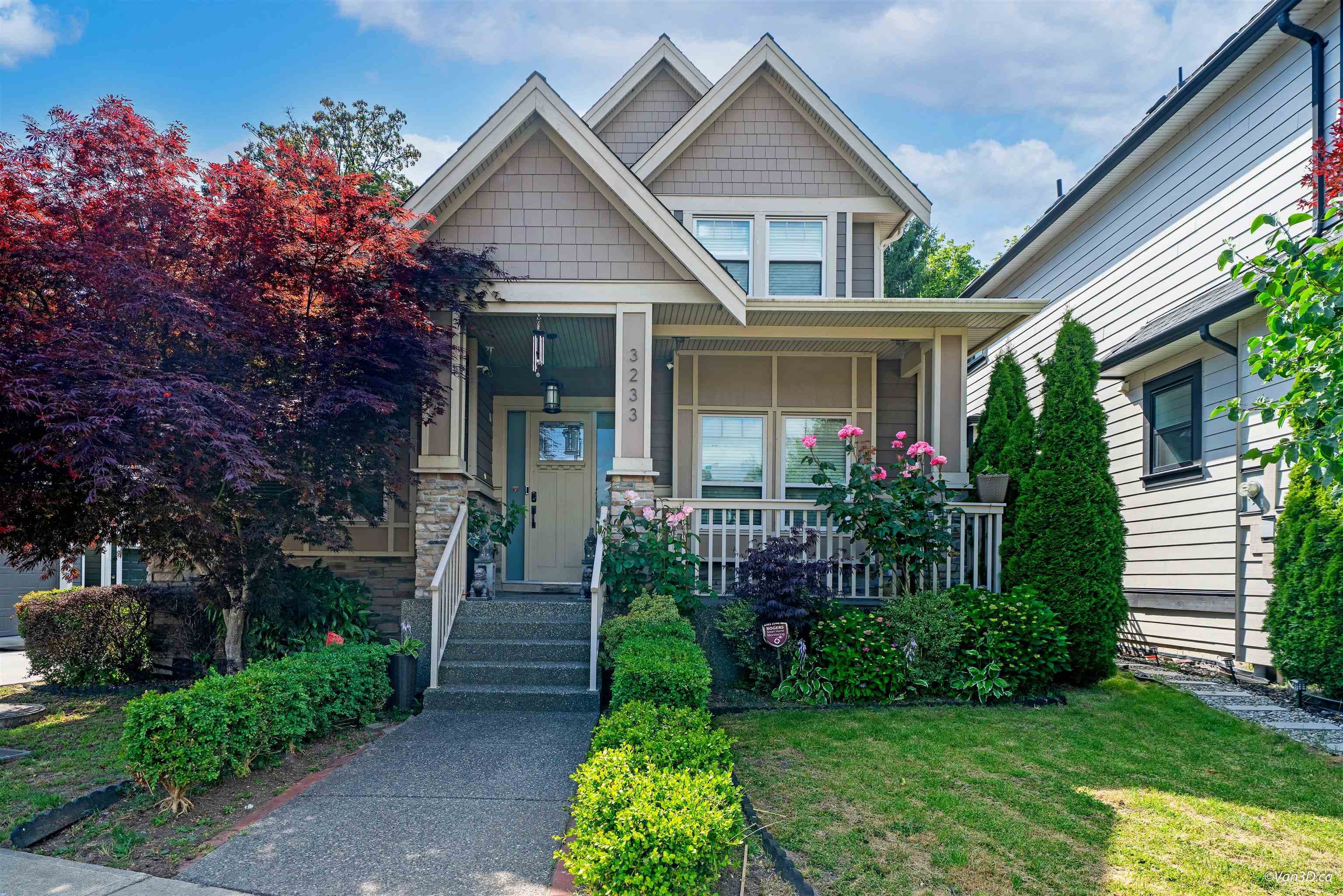 3233 147 Street, Surrey, V4P 1Z8 — photo 1