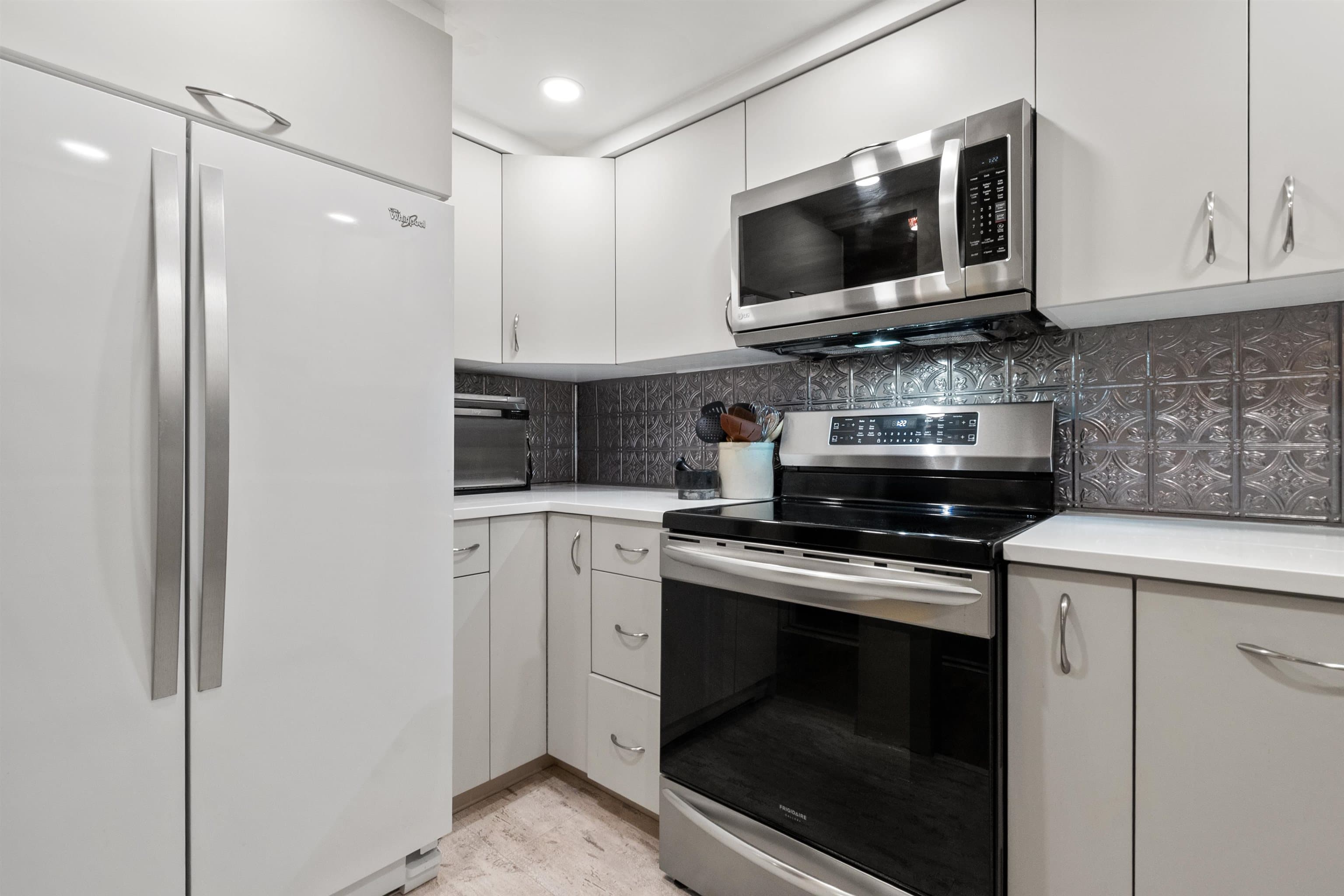 110 - 20460 54 Avenue, Langley, V3A 6N6 — photo 1