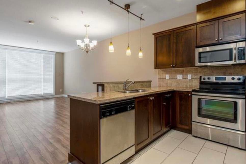 603 - 14333 104 Avenue, Surrey, V3T 0E1 — photo 4