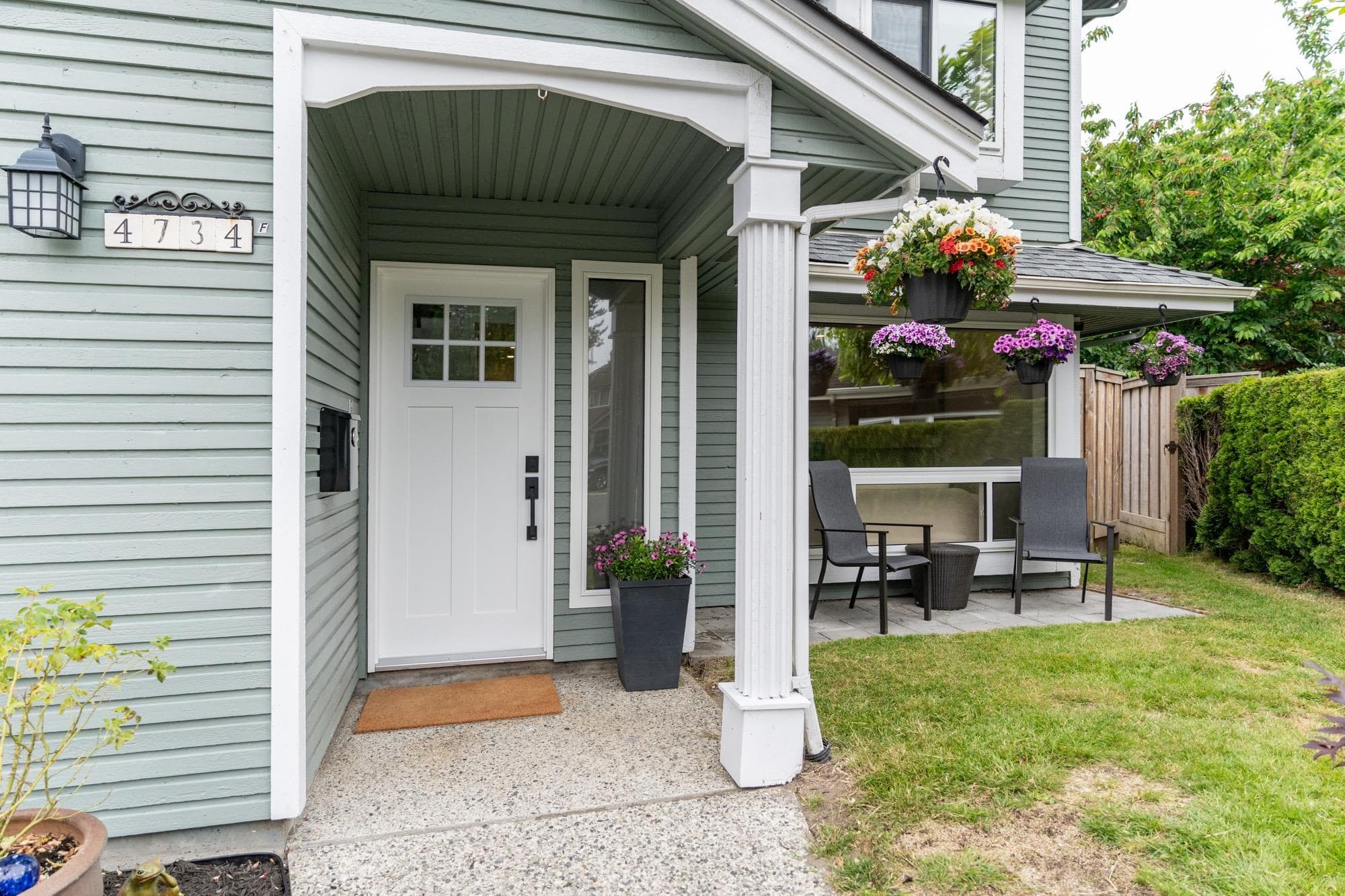 4734 Cedar Tree Lane, Ladner, V4K 4G6 — photo 1