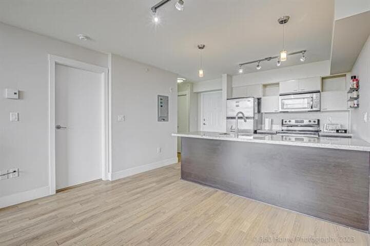 403 - 7445 120 Street, Delta, V4C 0B3 — photo 4