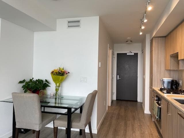 2904 - 13350 Central Avenue, Surrey, V3T 0S1 — photo 5