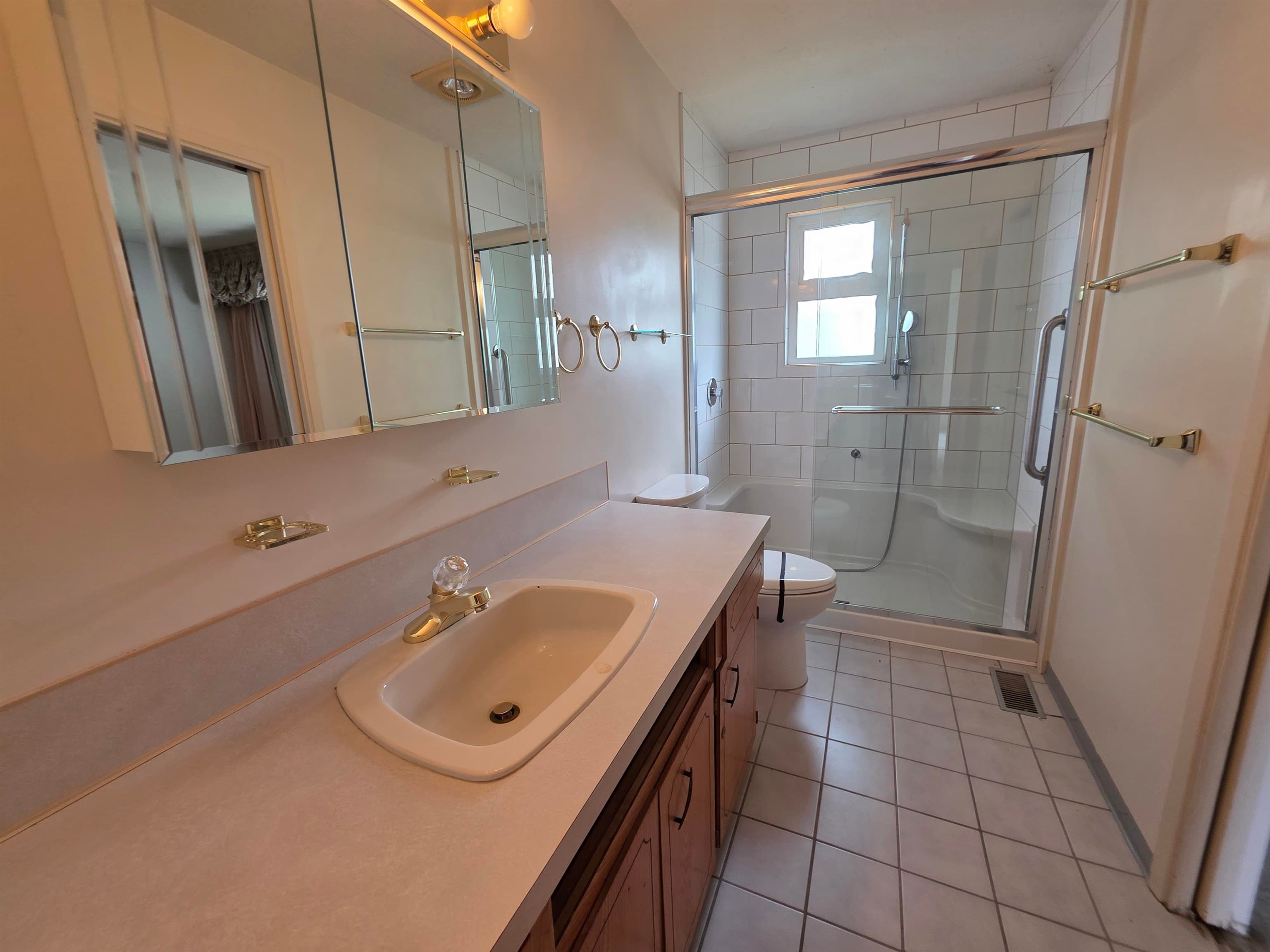 3141 Jervis Street, Port Coquitlam, V3C 3H6 — photo 5