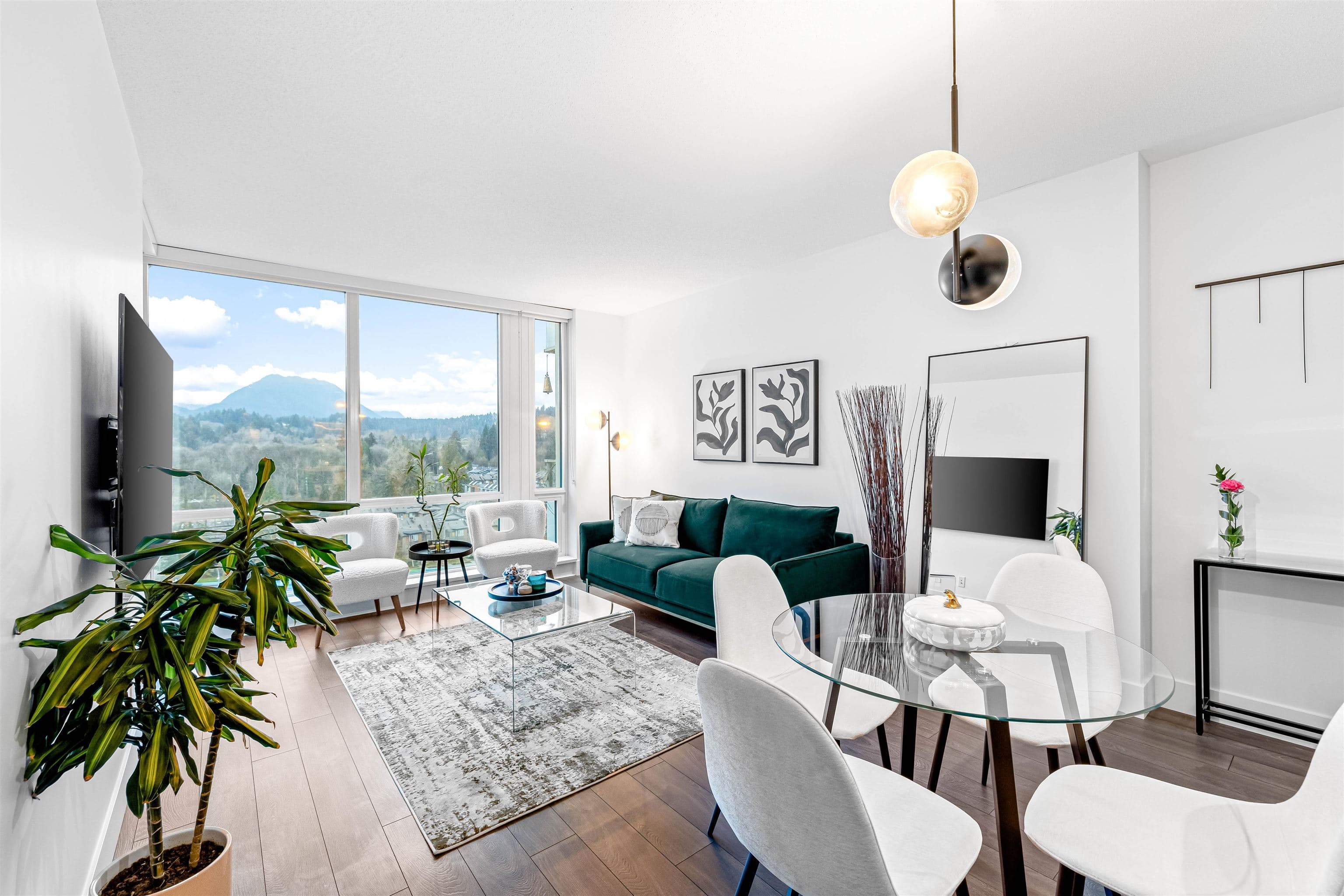 1401 - 1550 Fern Street, North Vancouver, V7J 0A9 — photo 1