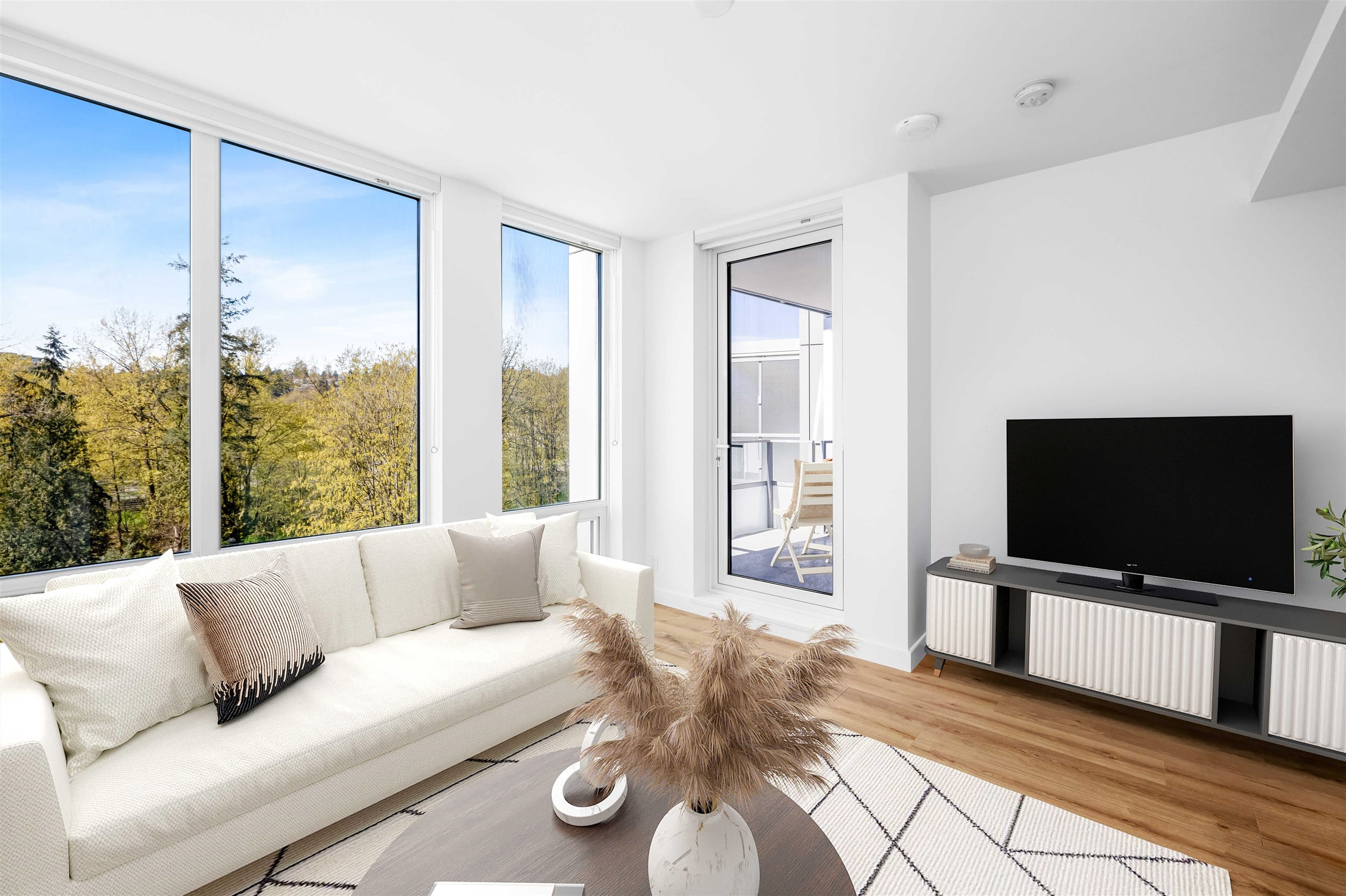618 - 1500 Fern Street, North Vancouver, V7J 0E6 — photo 2