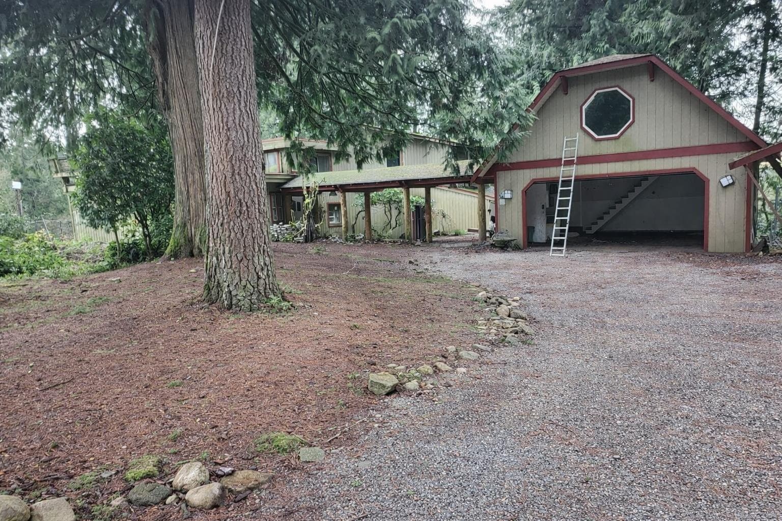 14244 Silver Valley Road, Maple Ridge, V4R 2R3 — photo 2
