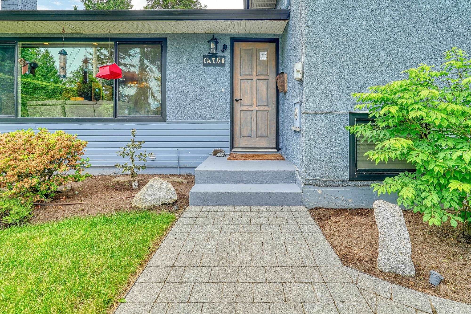 14750 110a Avenue, Surrey, V3R 2B7 — photo 2