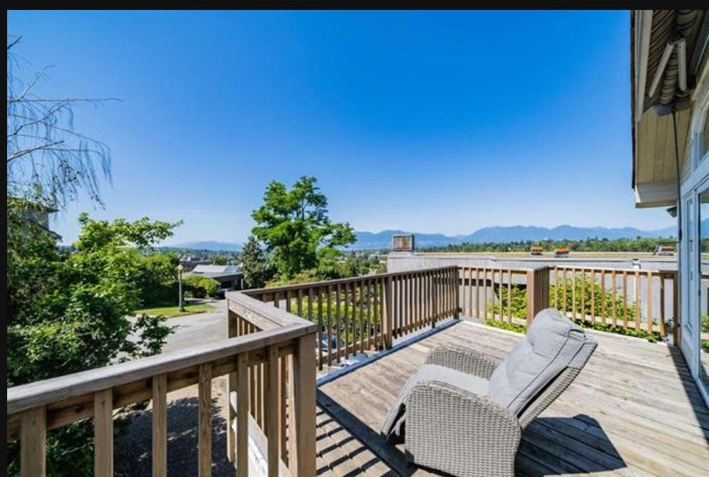 1997 W 35th Avenue, Vancouver, V6M 1H8 — photo 2