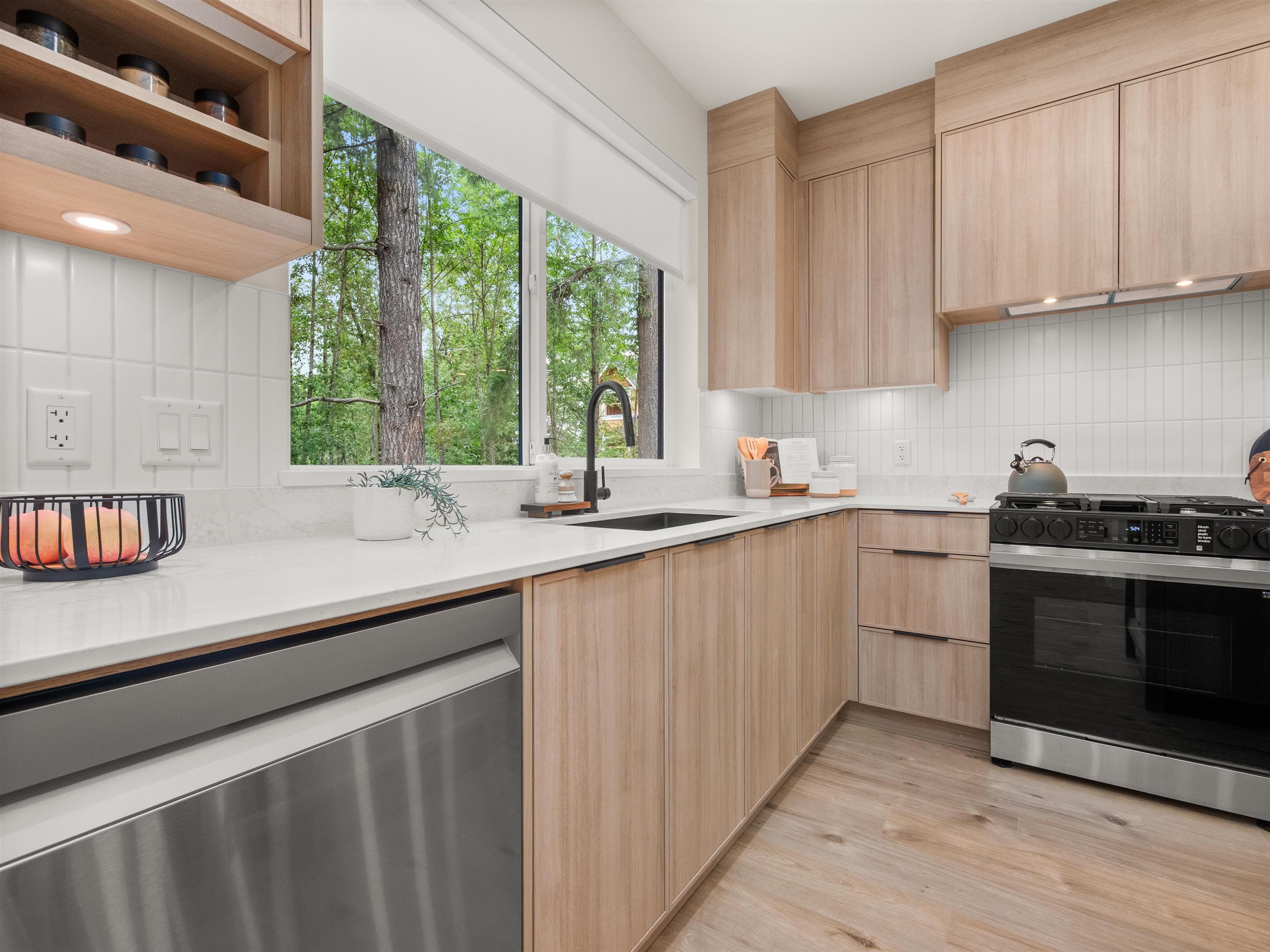 6 - 7762 203 Street, Langley, V2Y 1W6 — photo 2