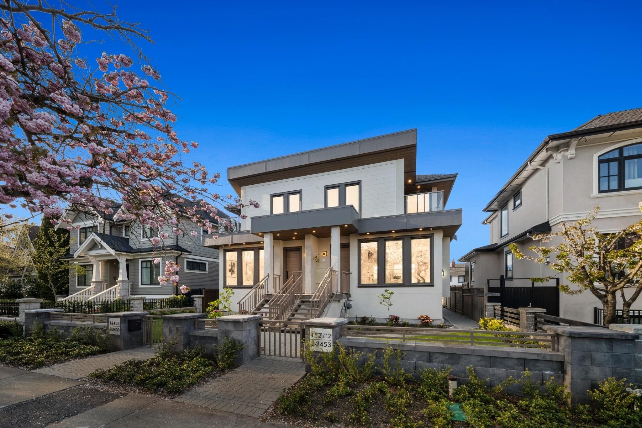 2455 W 10th Avenue, Vancouver