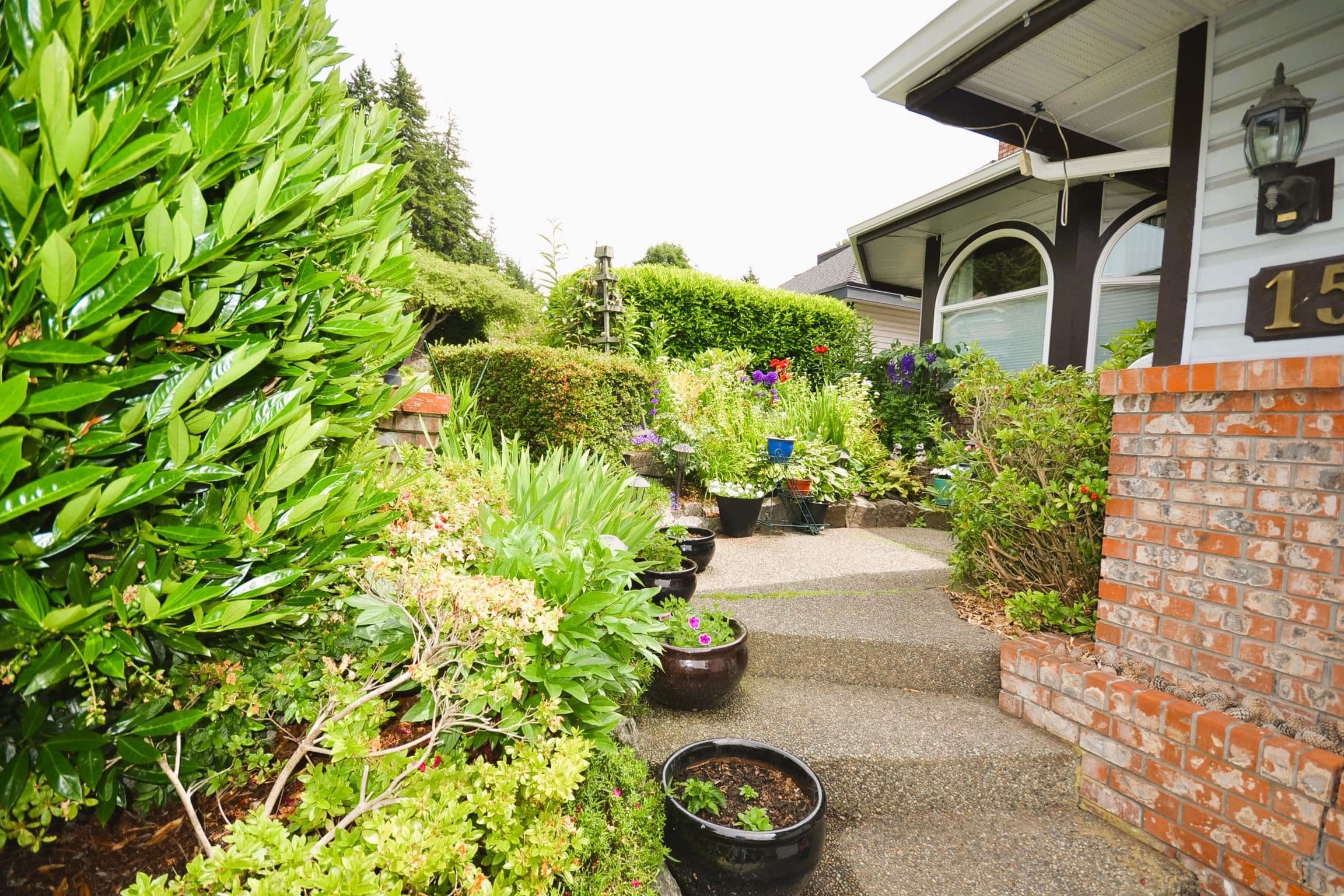 15 Parkwood Place, Port Moody, V3H 4K7 — photo 2