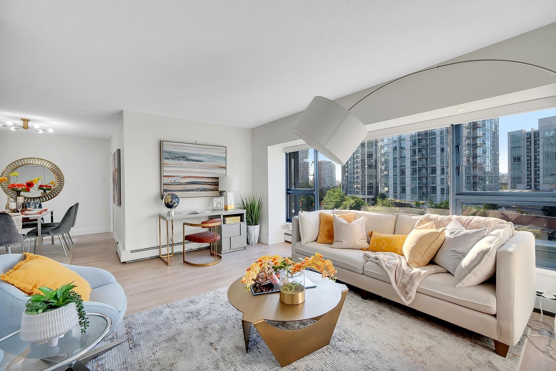 602 - 1177 Pacific Boulevard, Vancouver, V6Z 2R8 — photo 1
