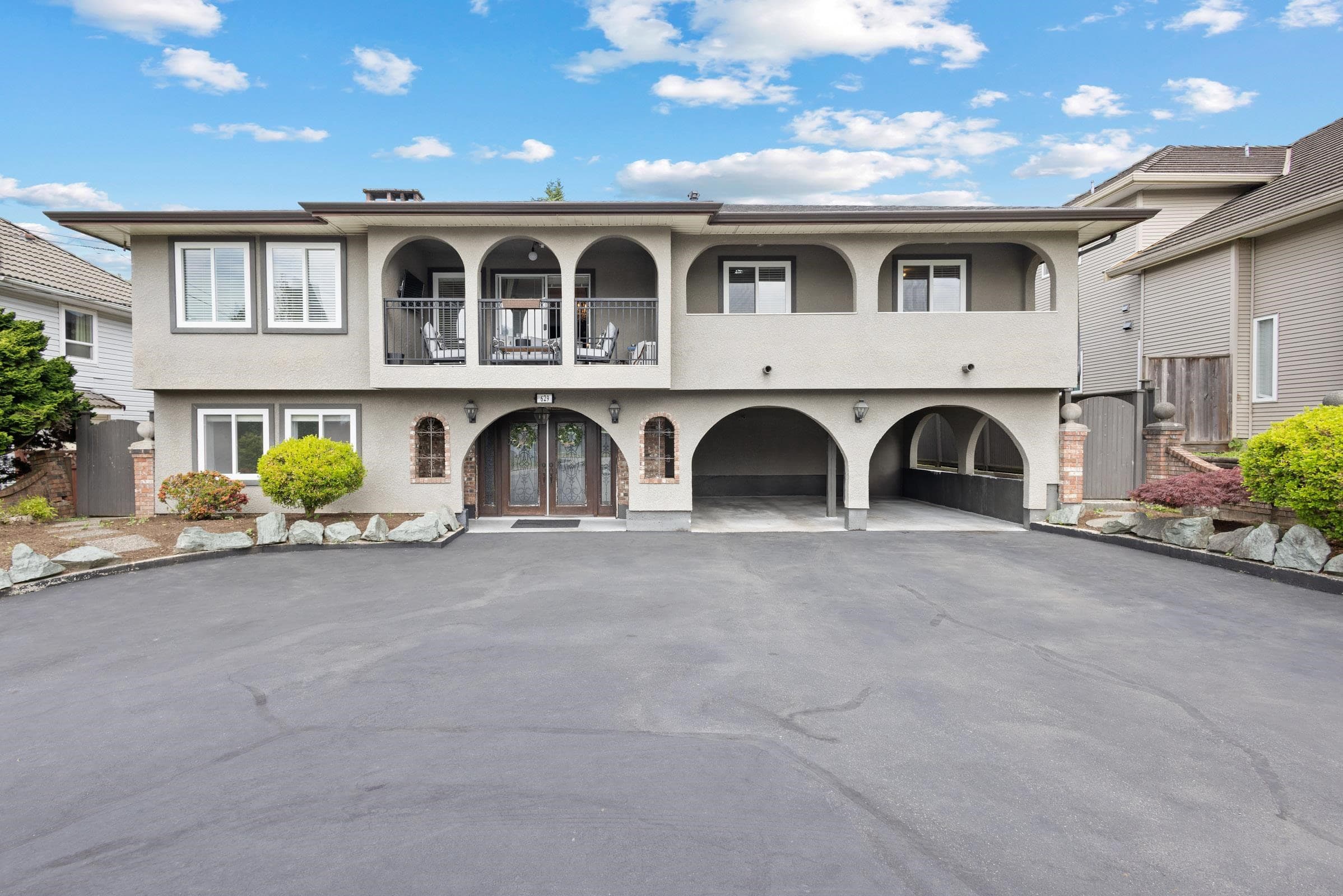 629 Thompson Avenue, Coquitlam, V3J 3Z9 — photo 1