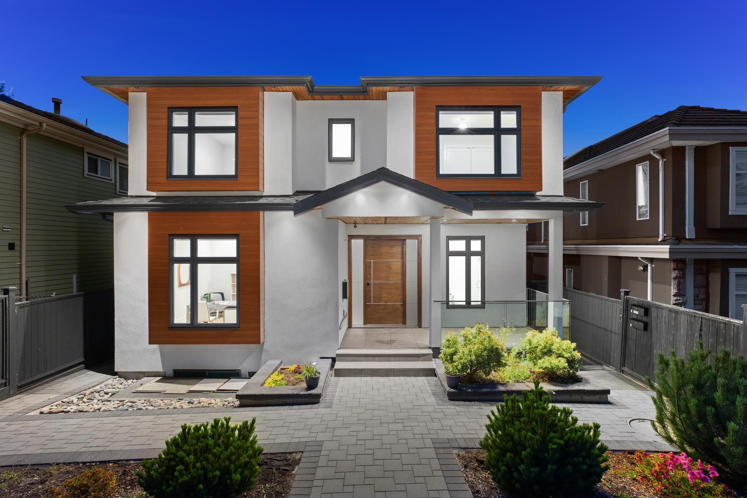 3279 Vimy Crescent, Vancouver, V5M 4B5 — photo 2