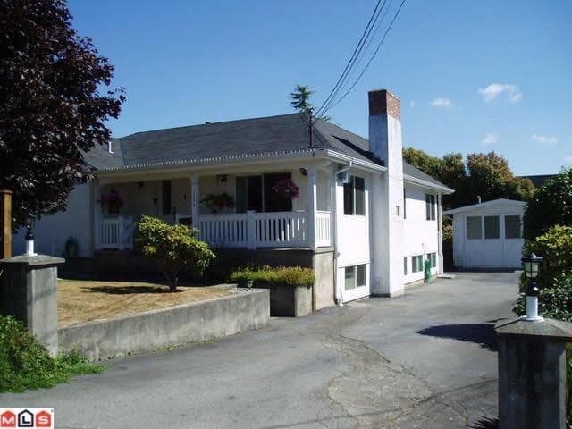 1154 Finlay Street, White Rock, V4B 4K8 — photo 1