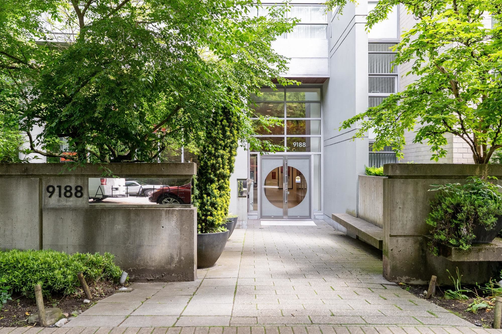 1006 - 9188 University Crescent, Burnaby, V5A 0A5 — photo 3