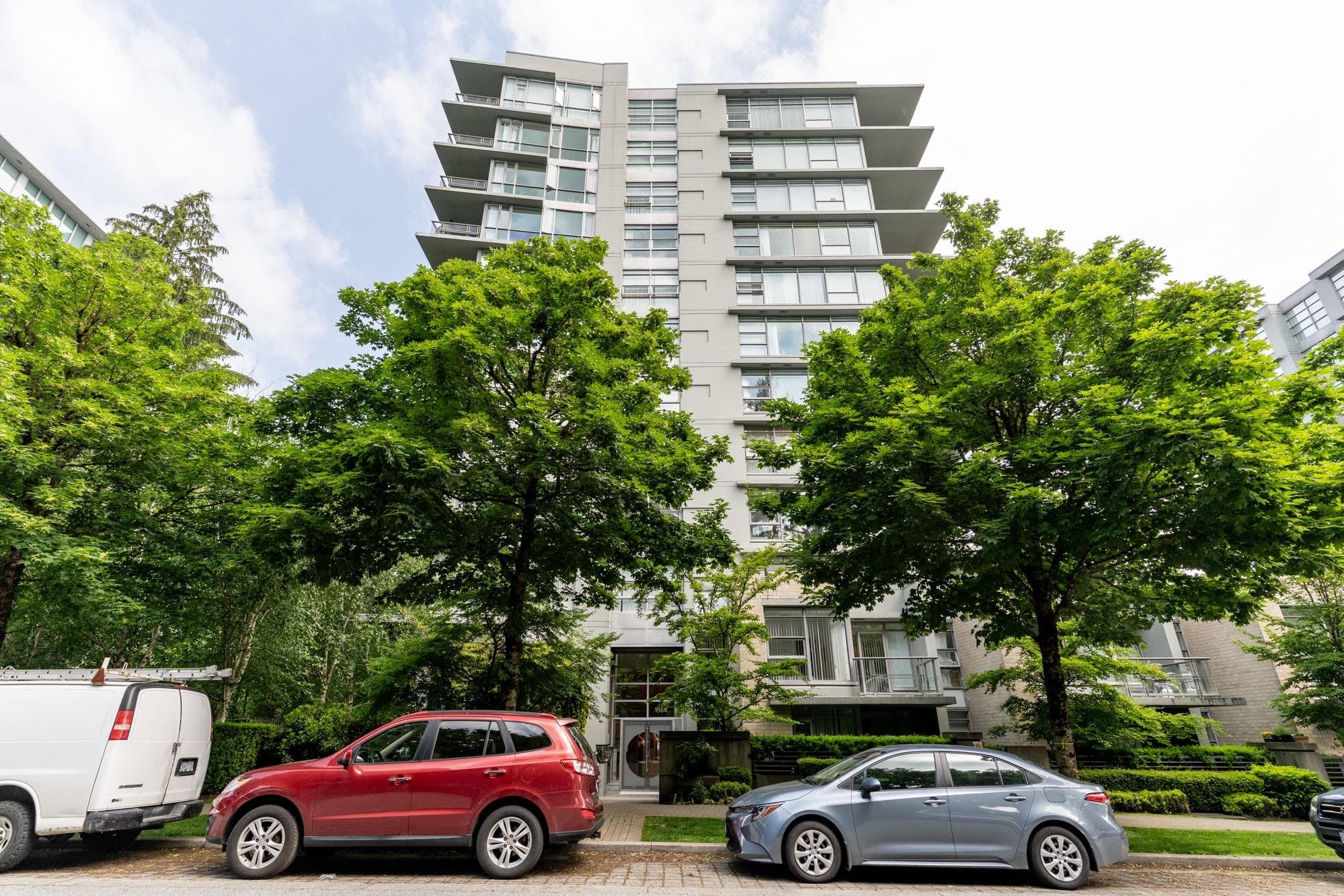 1006 - 9188 University Crescent, Burnaby, V5A 0A5 — photo 1